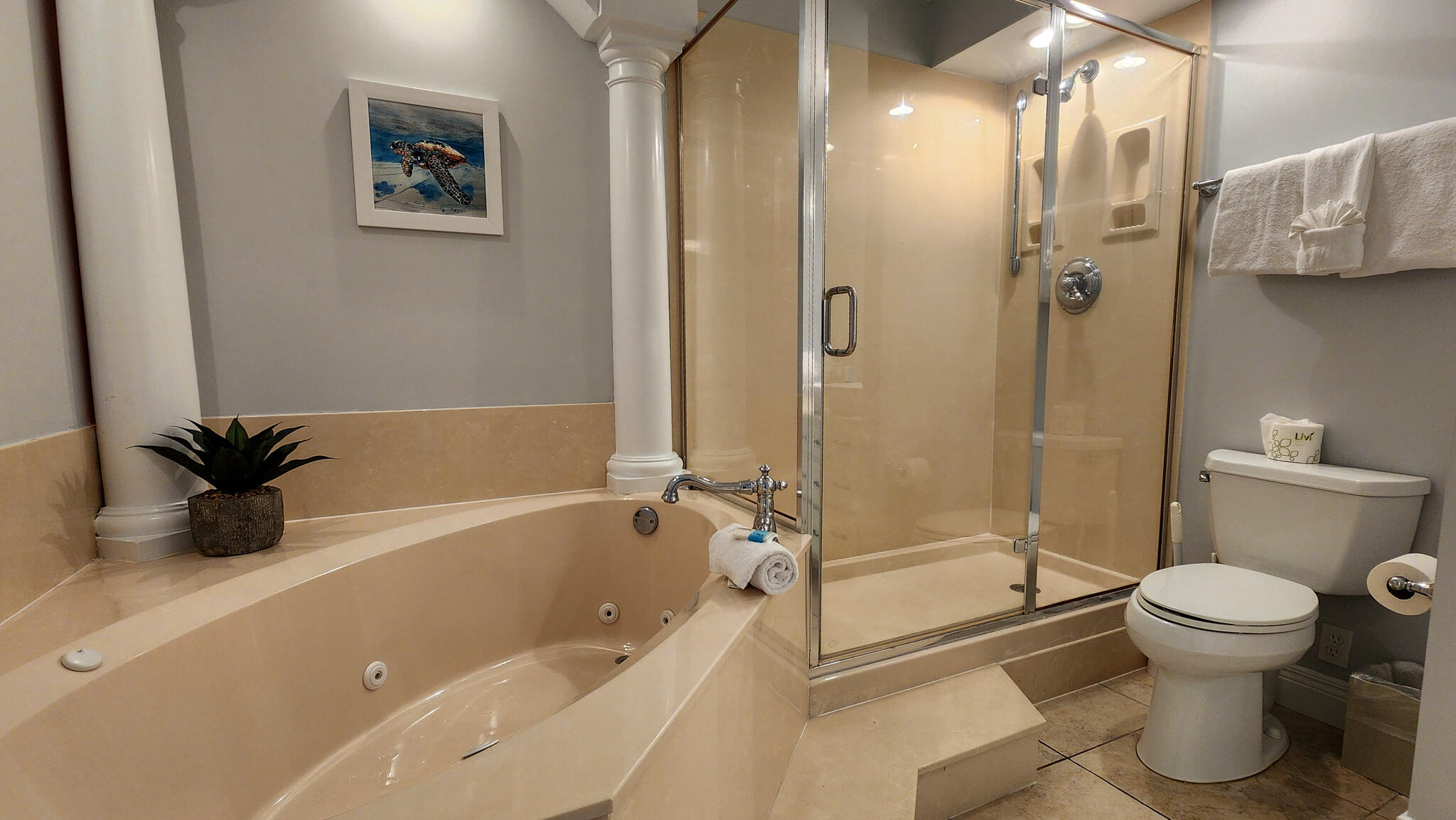 ISLAND ECHO CONDO - Residential