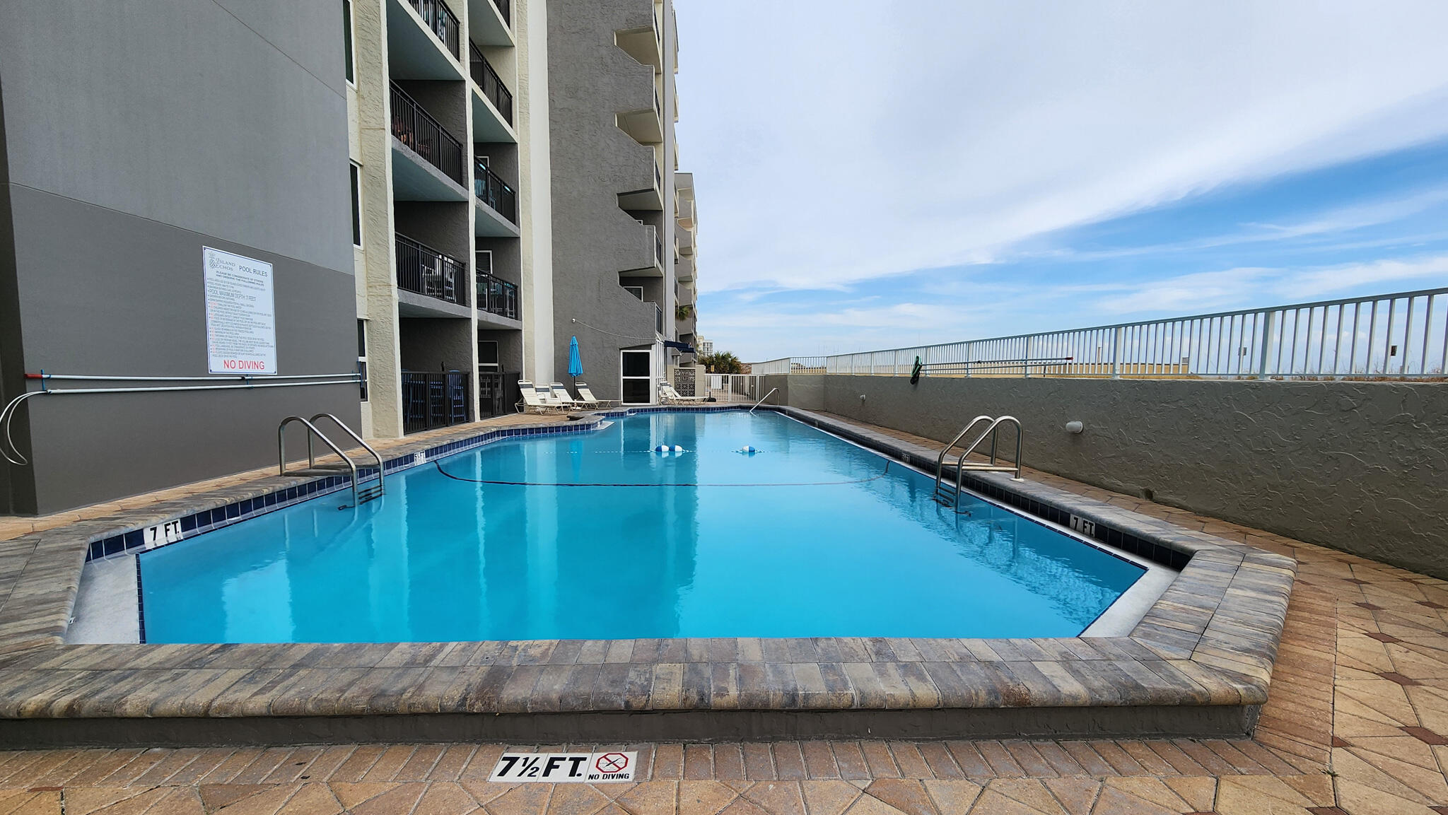 ISLAND ECHO CONDO - Residential
