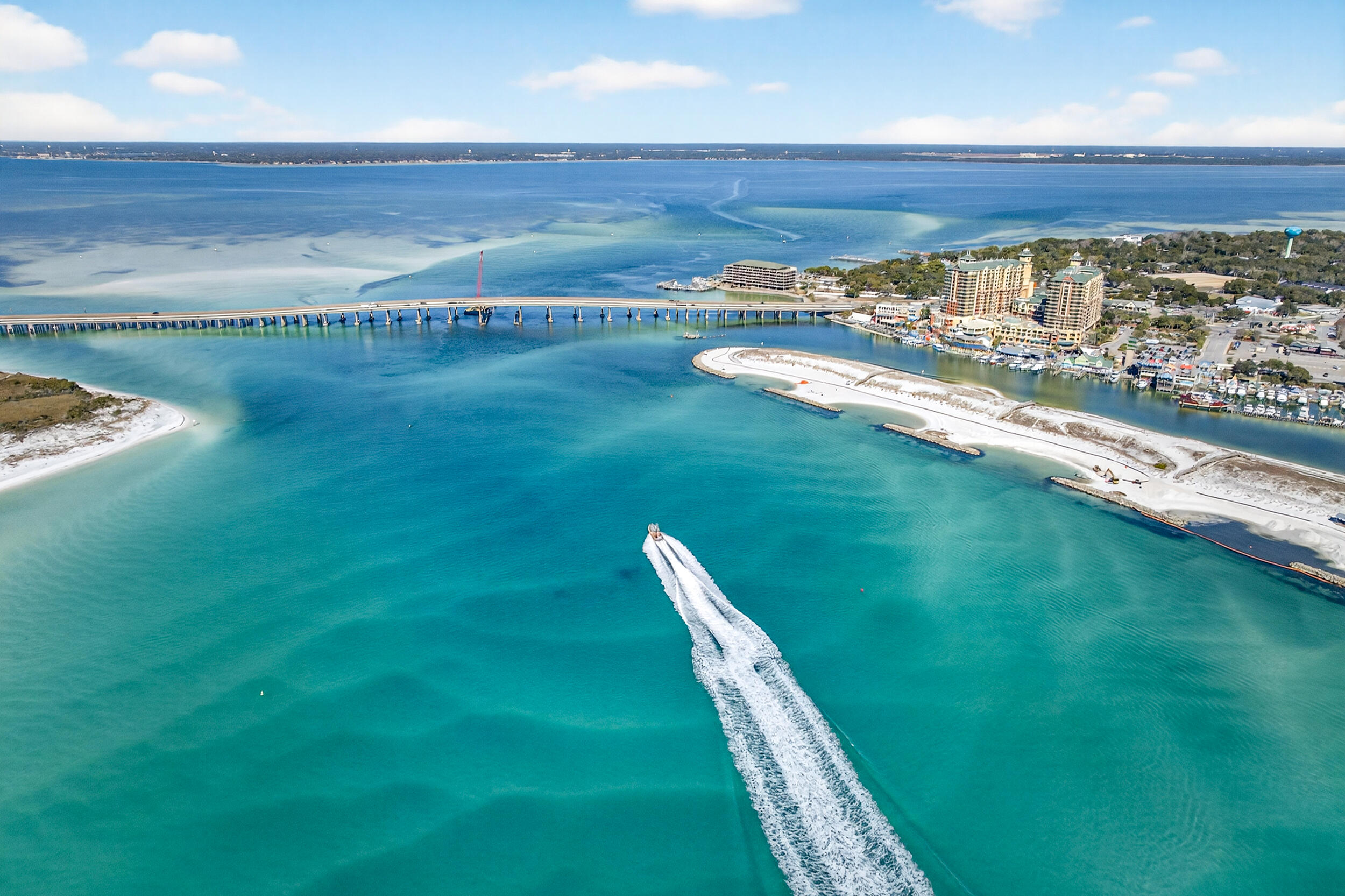 DESTIN YACHT CLUB - Residential