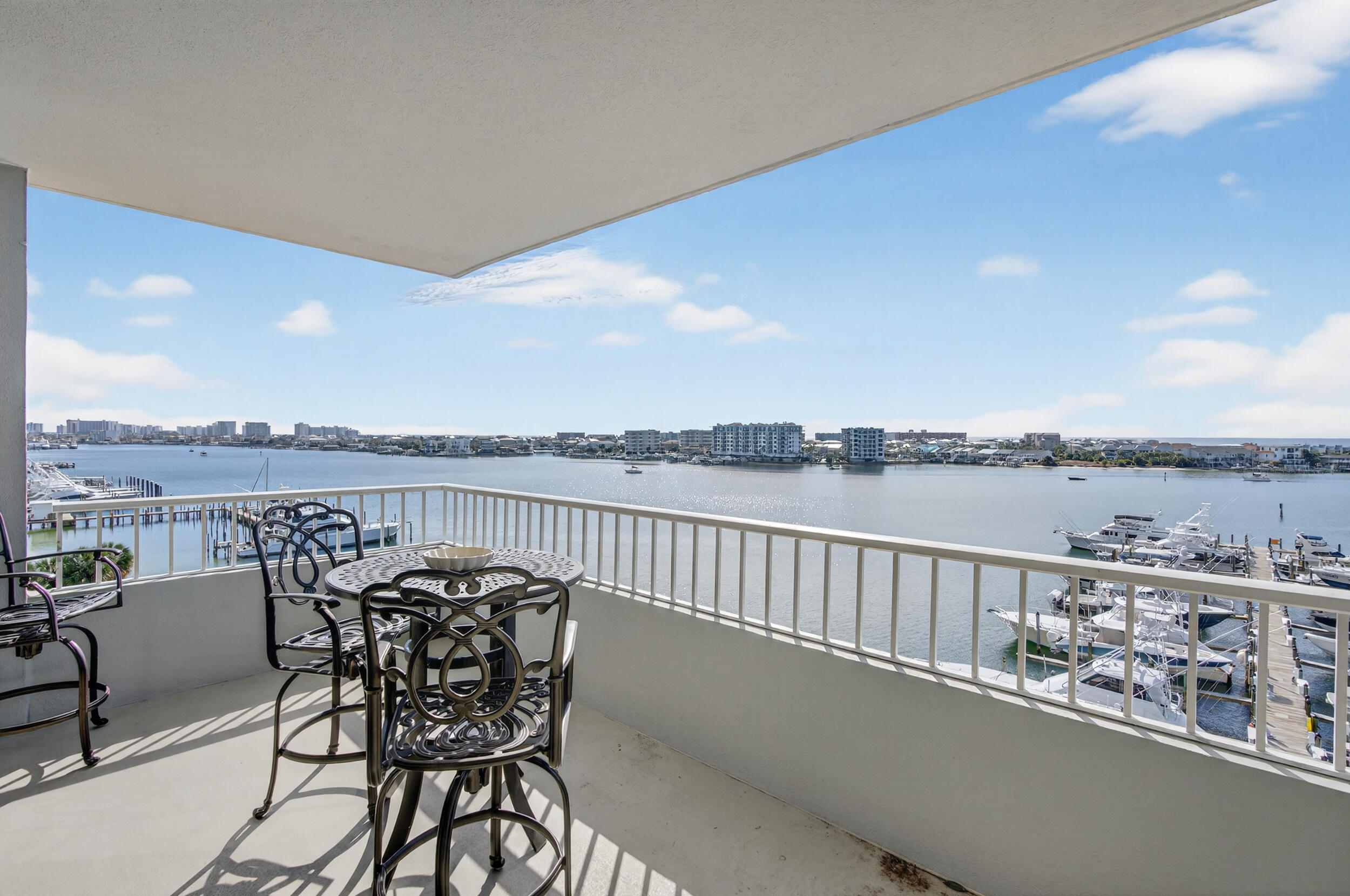 DESTIN YACHT CLUB - Residential