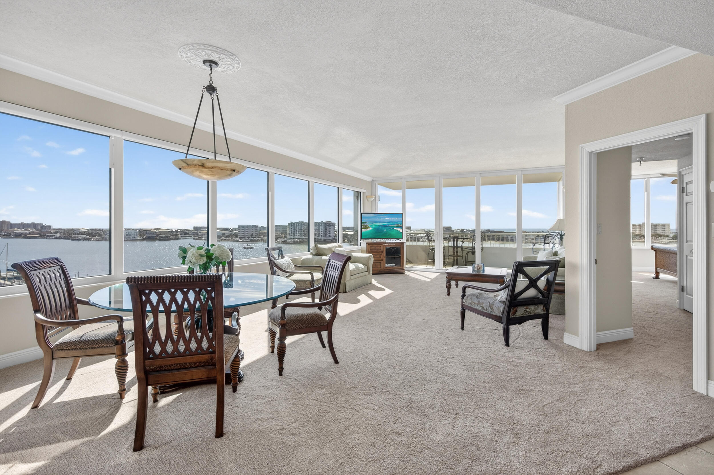 DESTIN YACHT CLUB - Residential