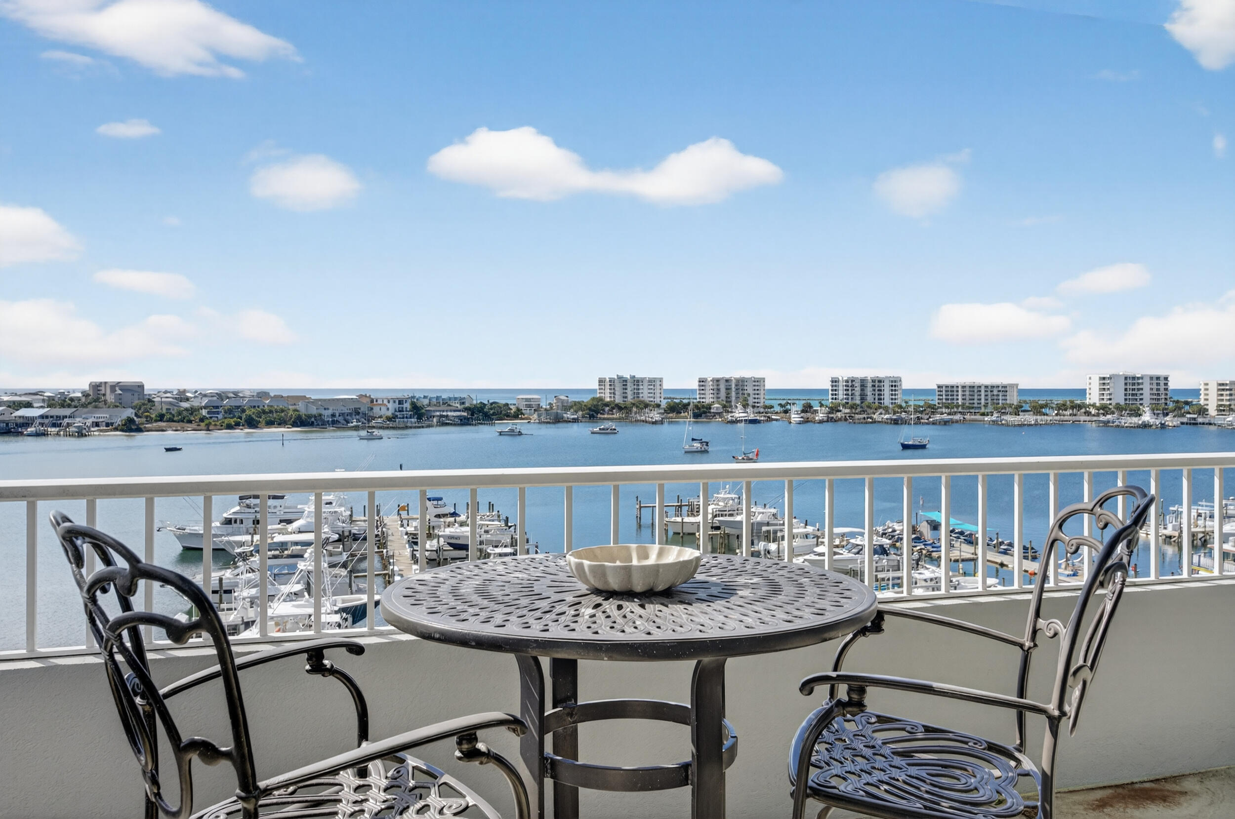 DESTIN YACHT CLUB - Residential