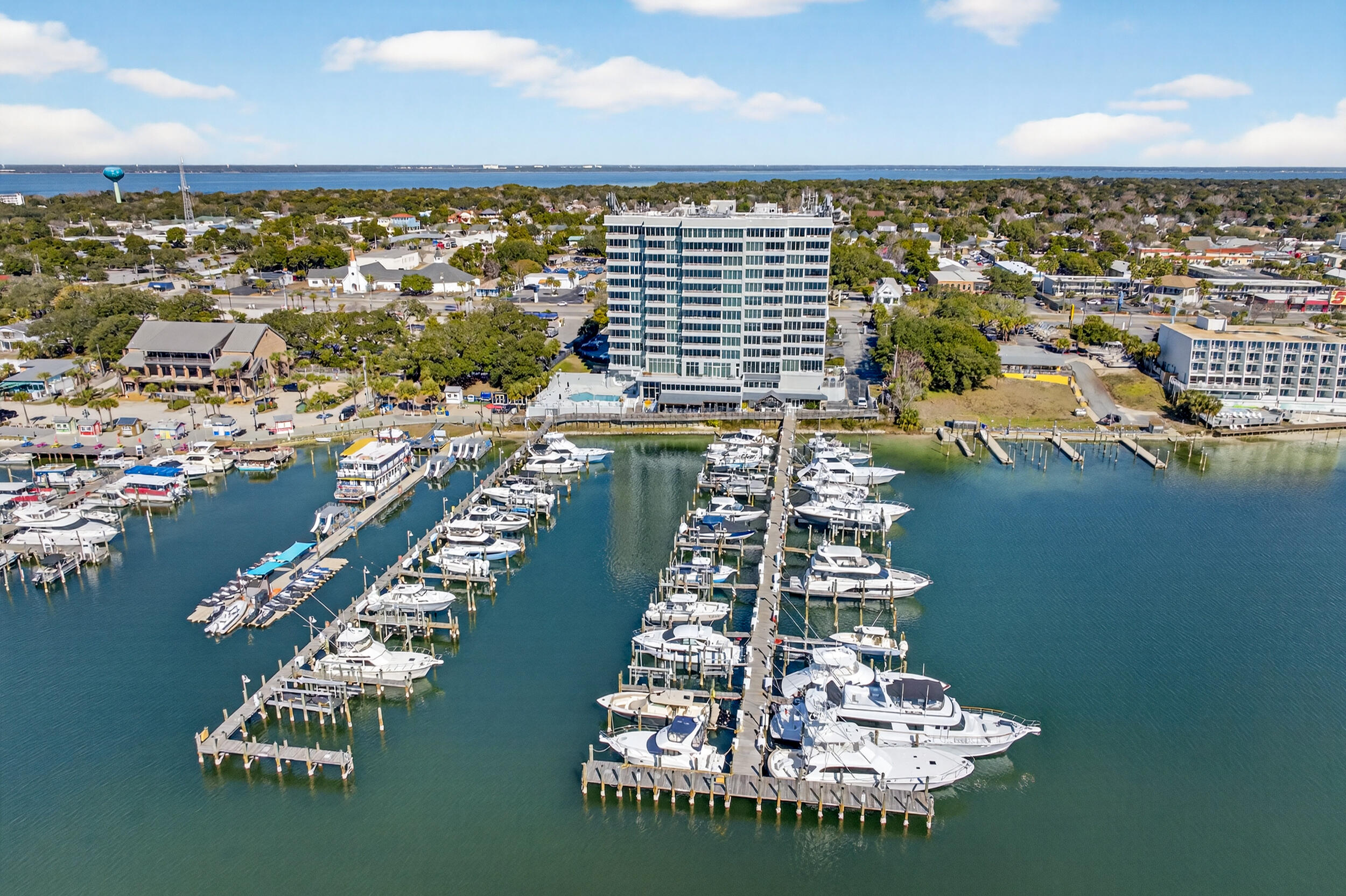 DESTIN YACHT CLUB - Residential