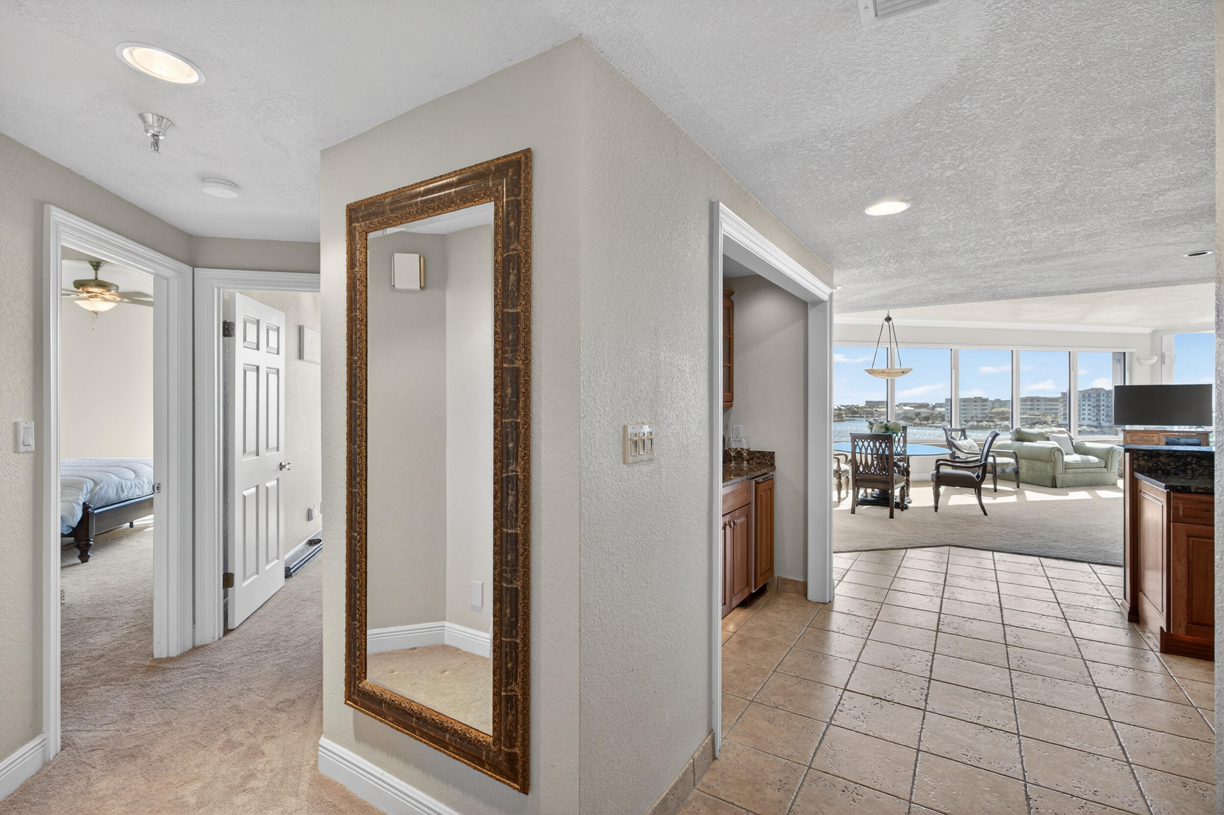 DESTIN YACHT CLUB - Residential