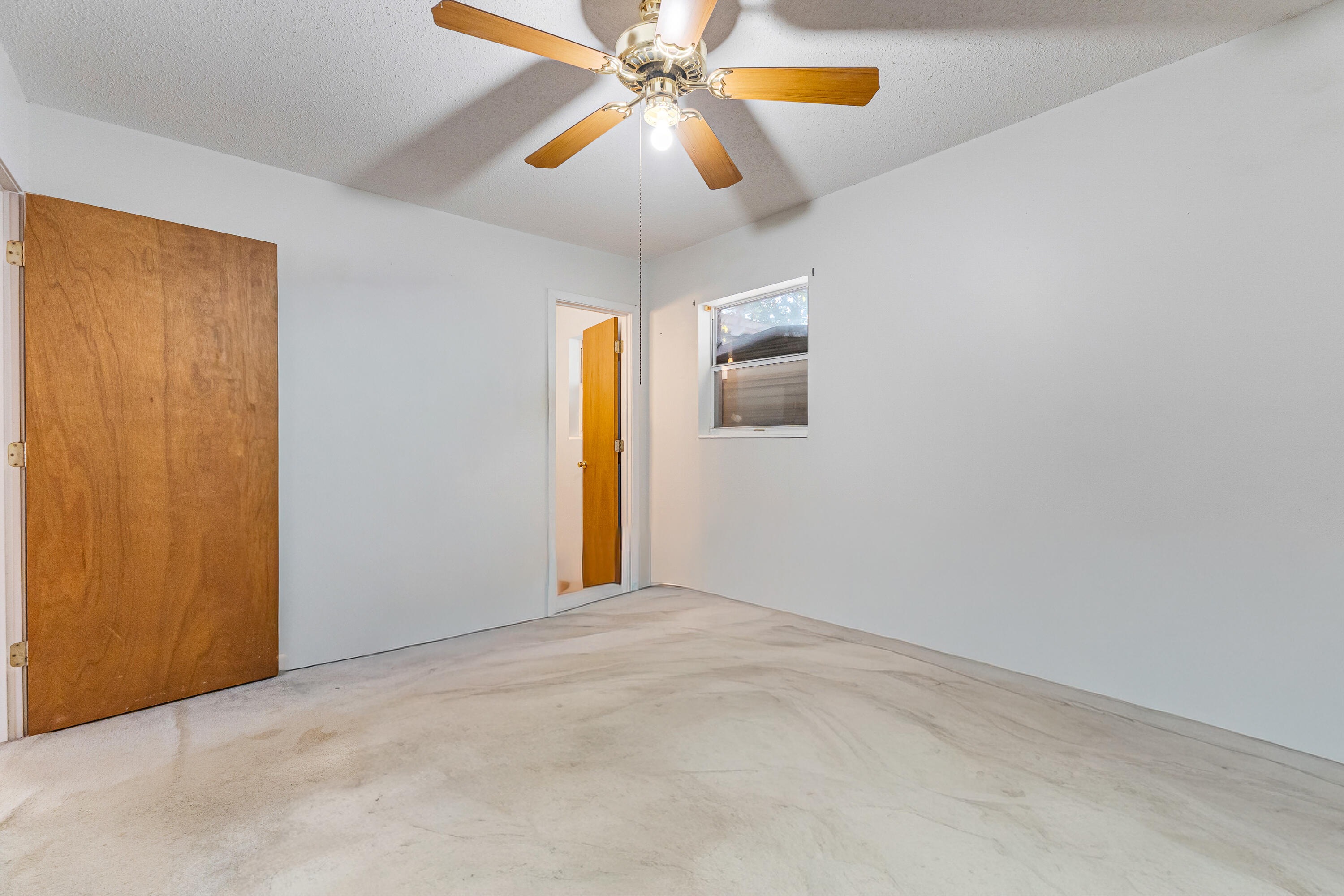 PINECREST HILLS - Residential