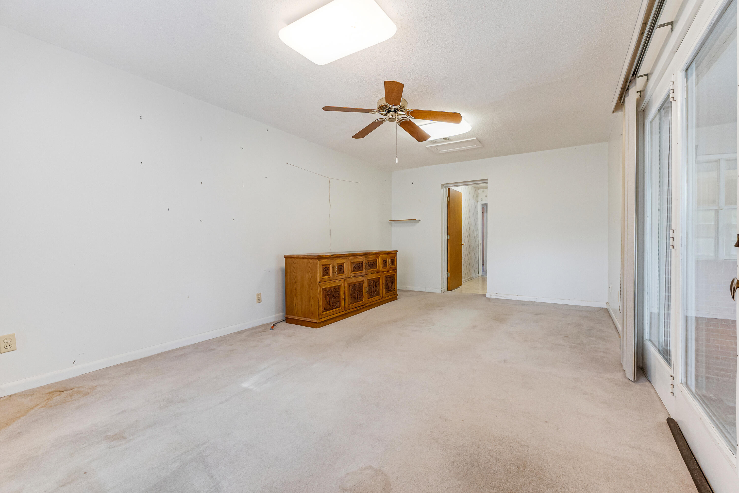 PINECREST HILLS - Residential