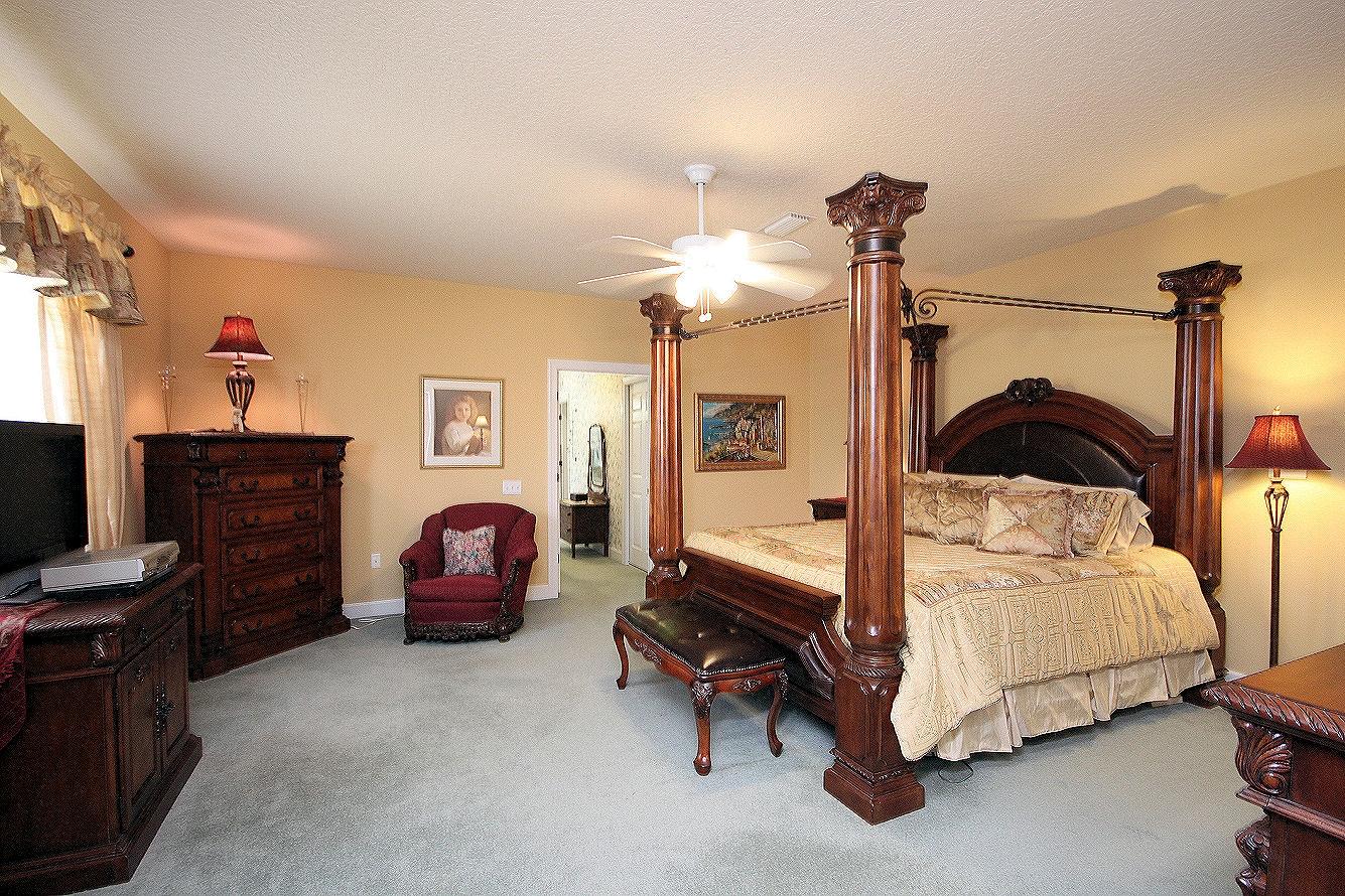 TWIN BAY ESTATES - Residential