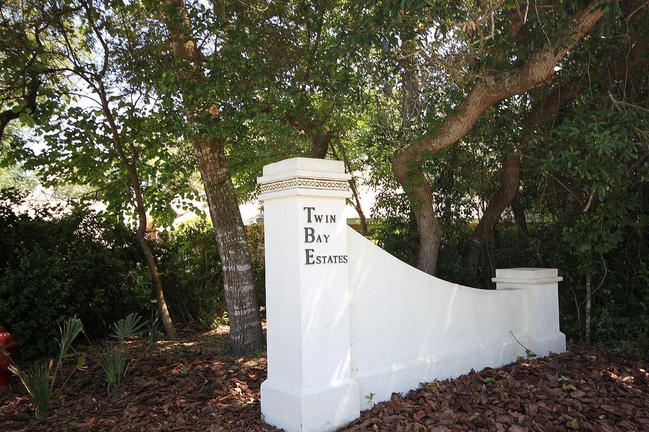 TWIN BAY ESTATES - Residential
