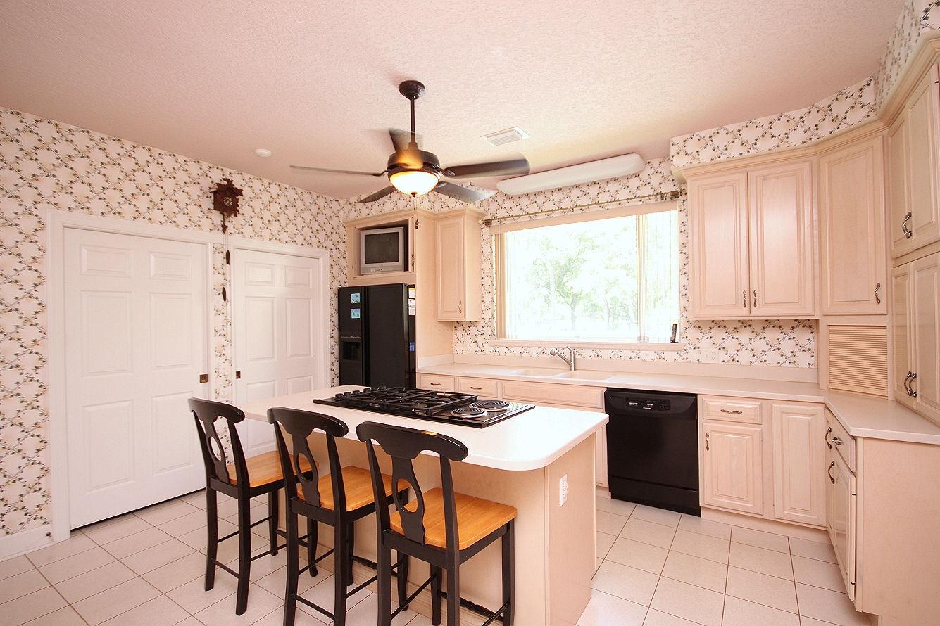 TWIN BAY ESTATES - Residential