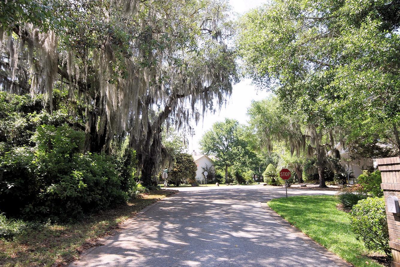 TWIN BAY ESTATES - Residential
