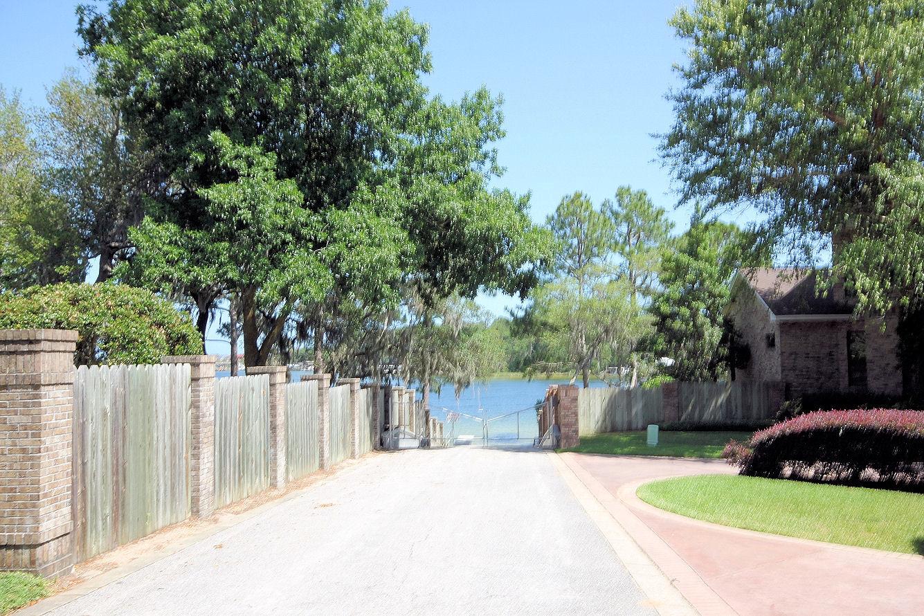 TWIN BAY ESTATES - Residential