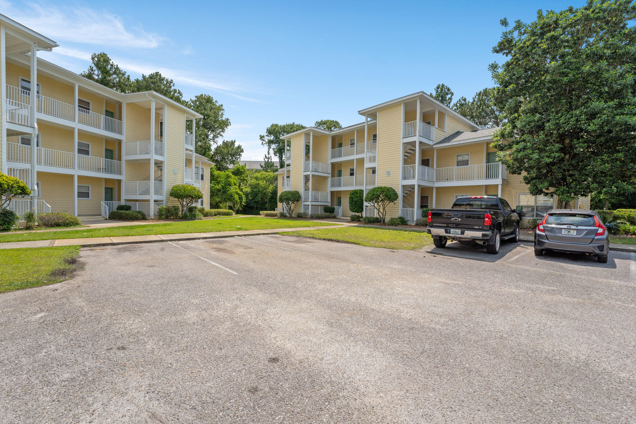 Lovely second floor Pointe of View condo. Convenient location behind Grand Boulevard. Minutes to Sandestin Resort, Sacred Heart Hospital, and everything South Walton has to offer! This unit comes fully furnished, minus the owner's personal items. It will be turnkey ready for your full time residence, vacation rental, long term rental, or that second home at the beach!