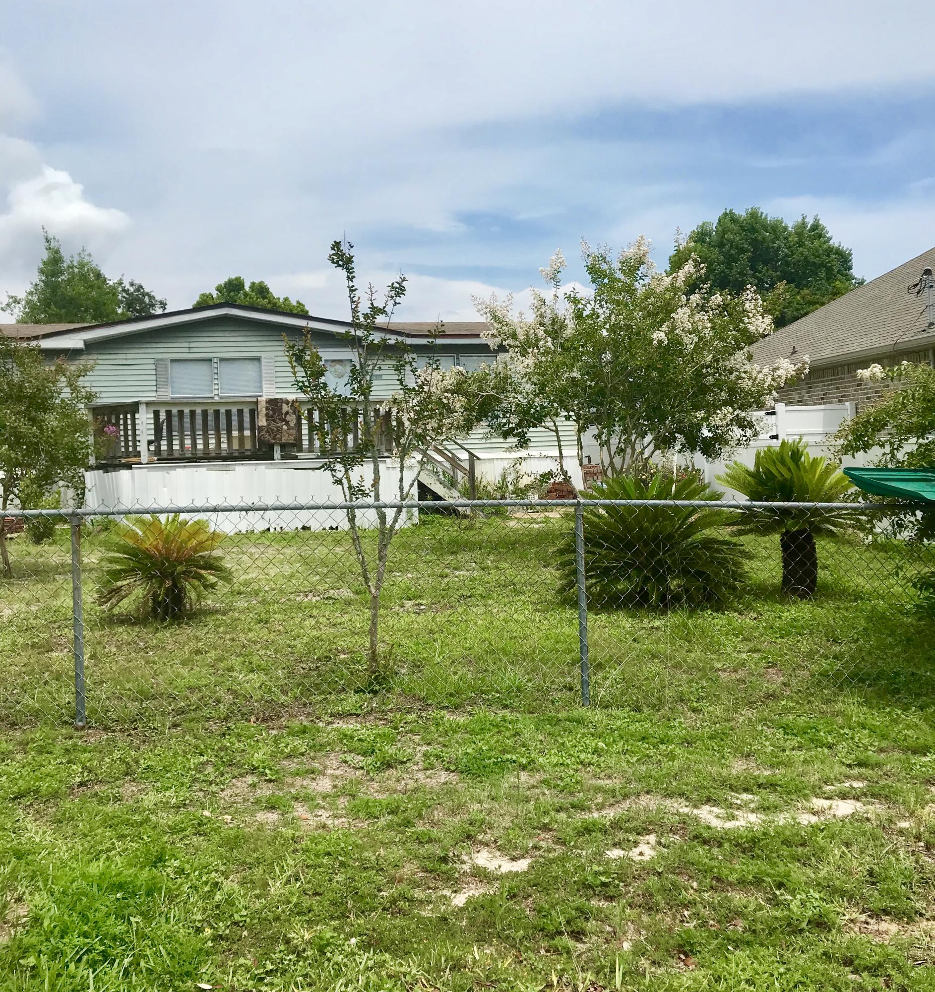 CRESCENT SHORES - Residential