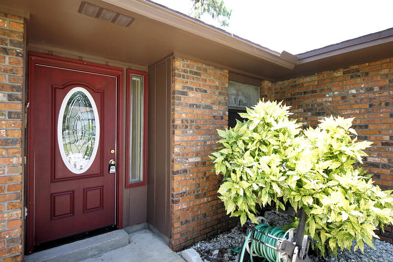 TANGLEWOOD 1ST ADDN LOT 43 BLK A - Residential