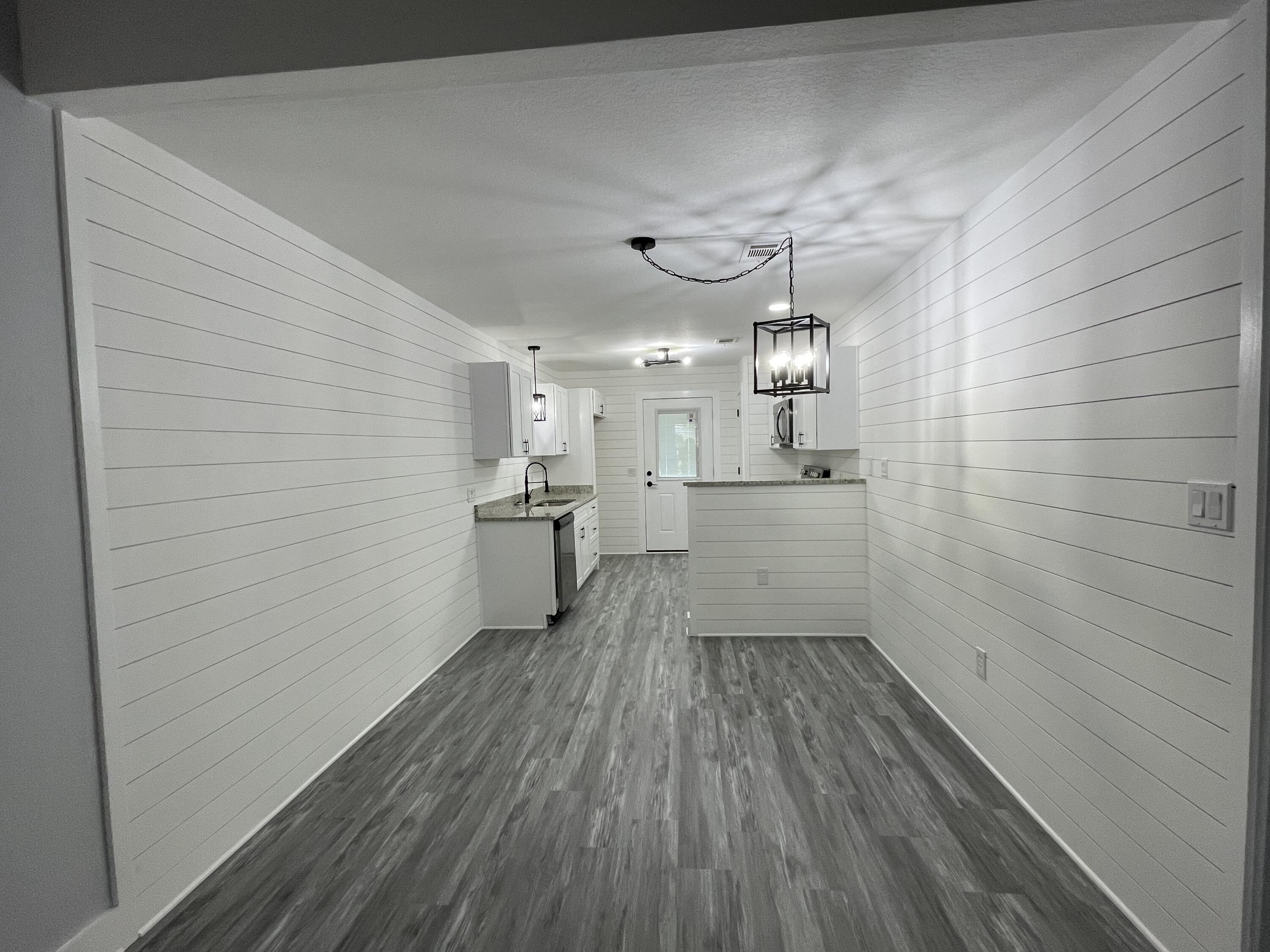 QUAIL HOLLOW T/H - Residential