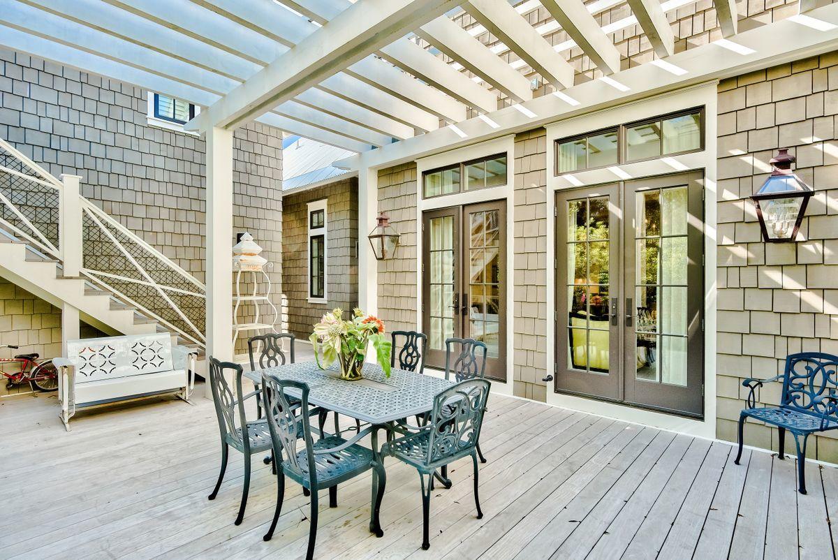 DRAPER LAKE COASTAL VILLAGE - Residential