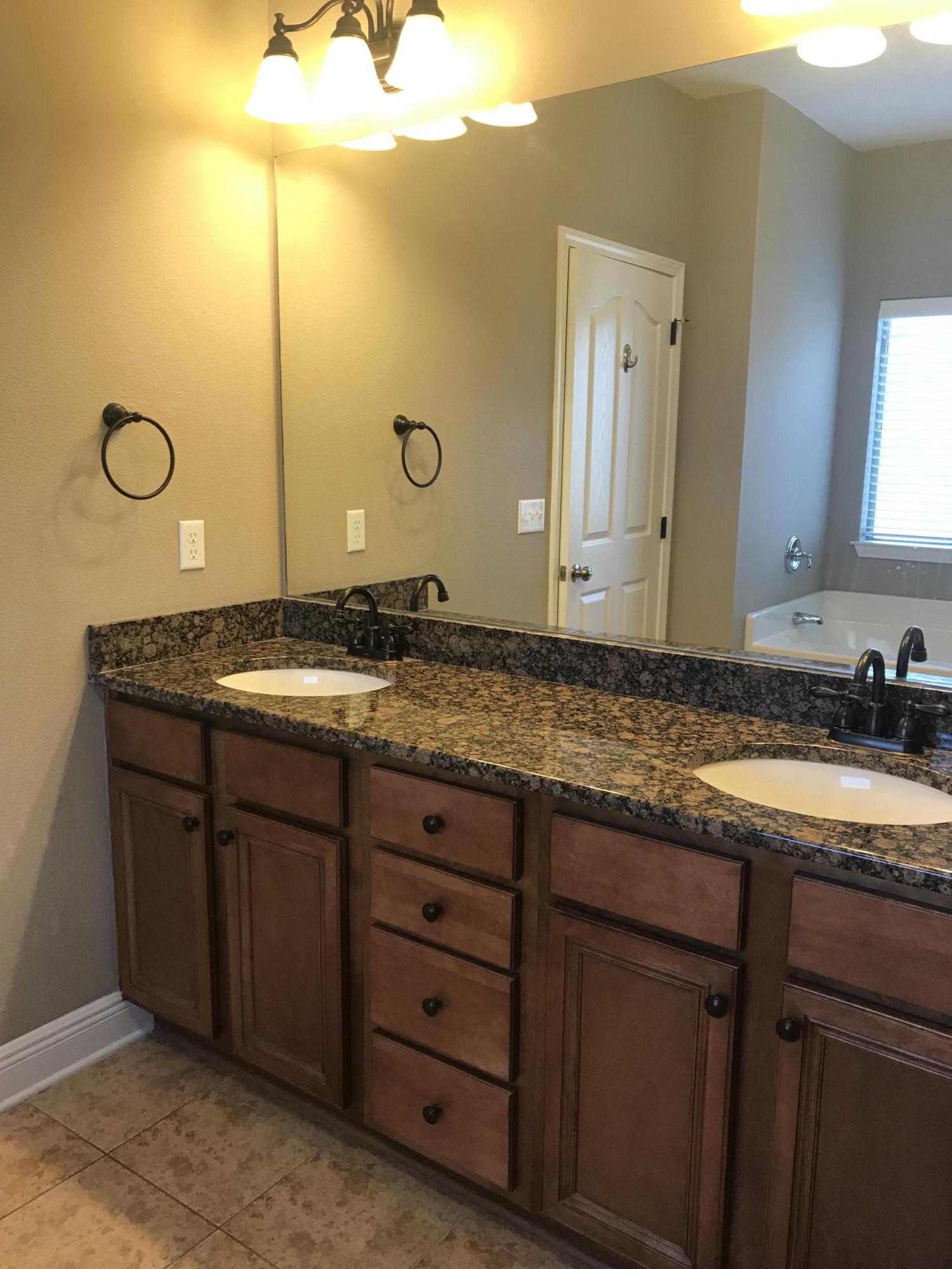FOX VALLEY - Residential