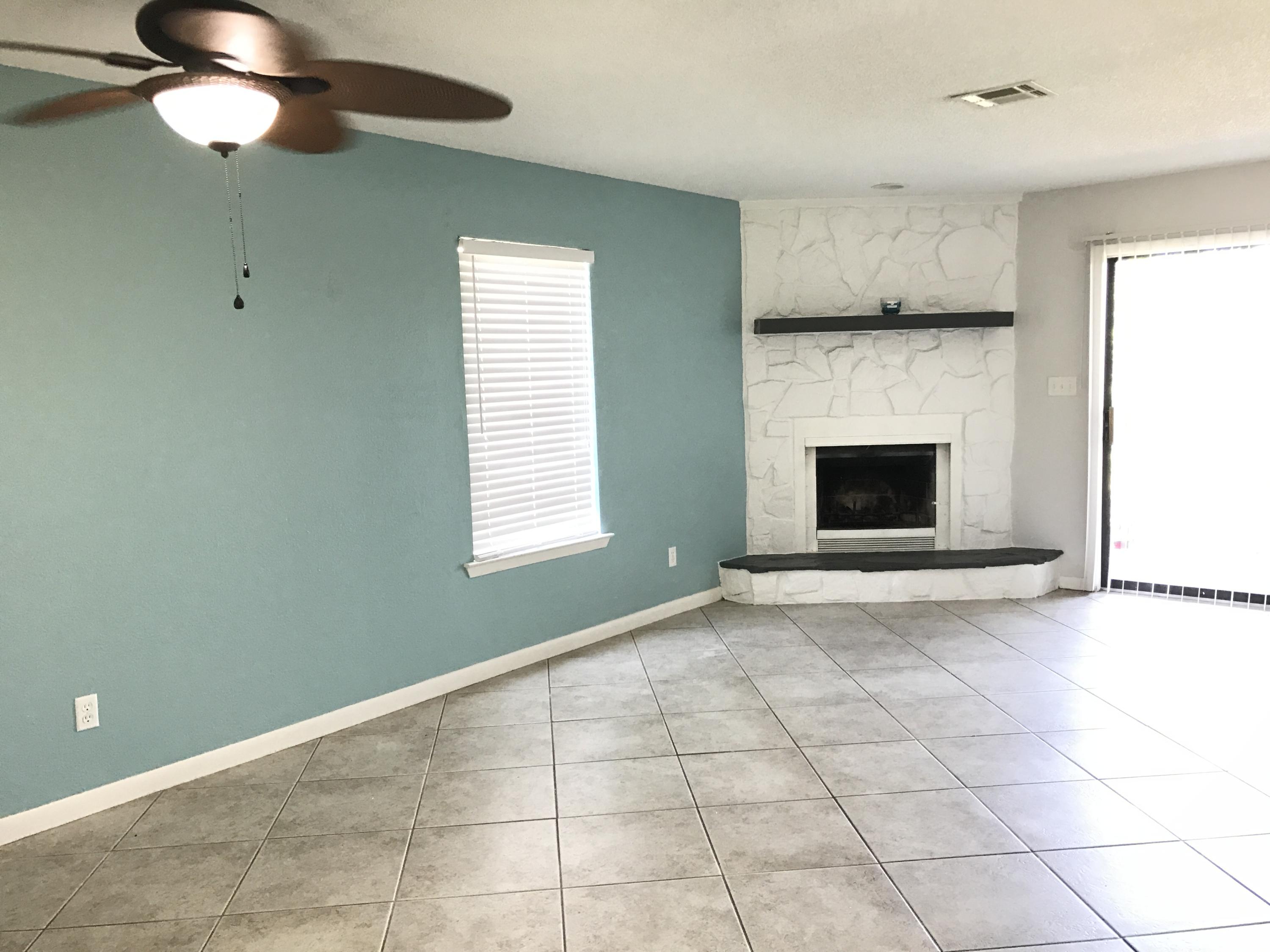 DESTIN RACQUET CLUB T/H - Residential Lease