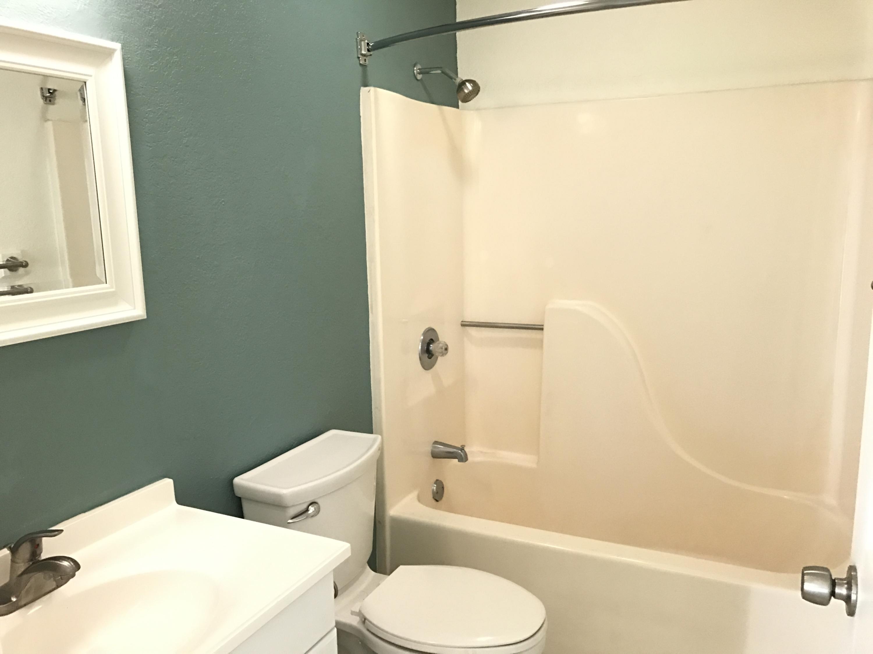DESTIN RACQUET CLUB T/H - Residential Lease