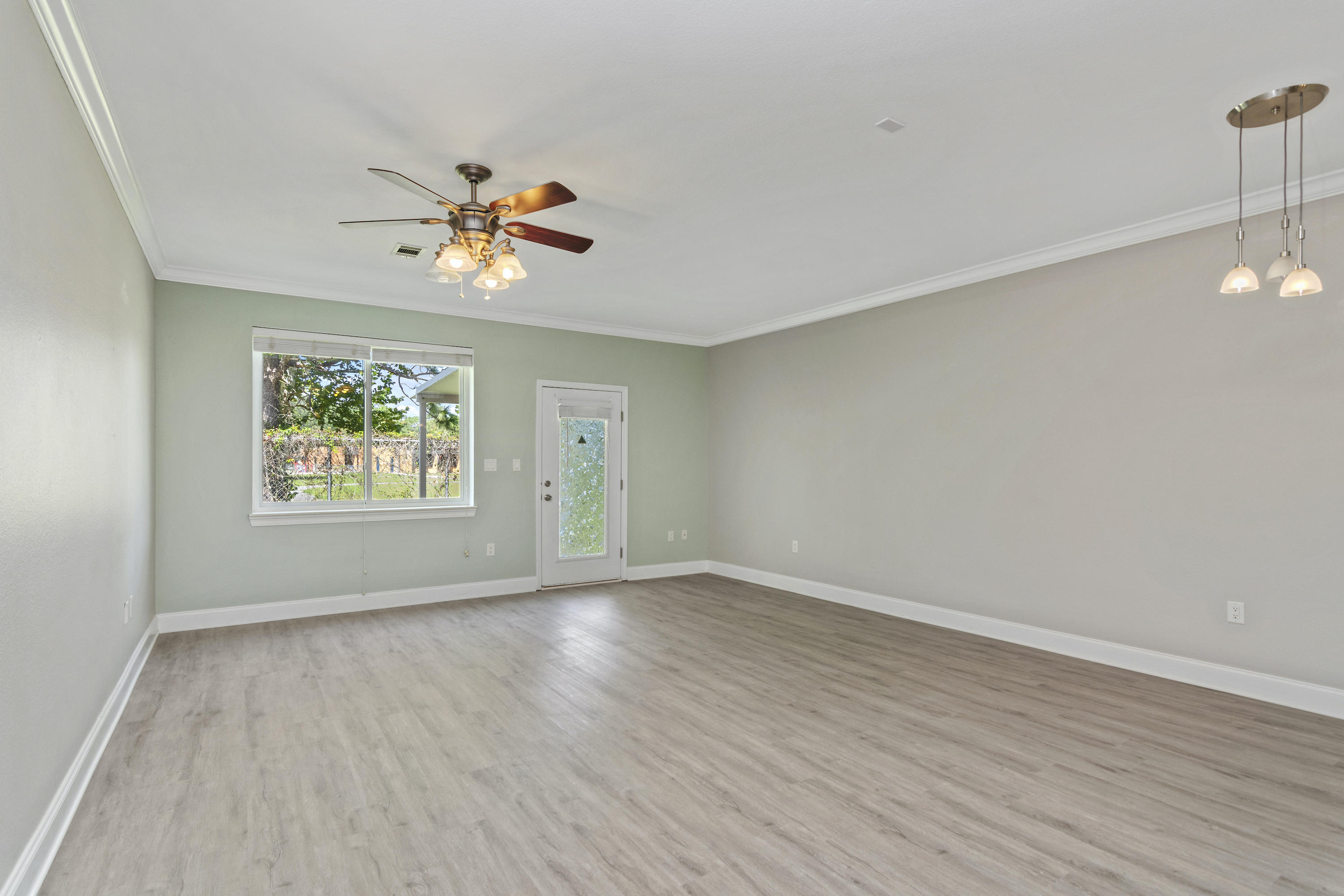 JEAN LEA TOWNHOMES - Residential