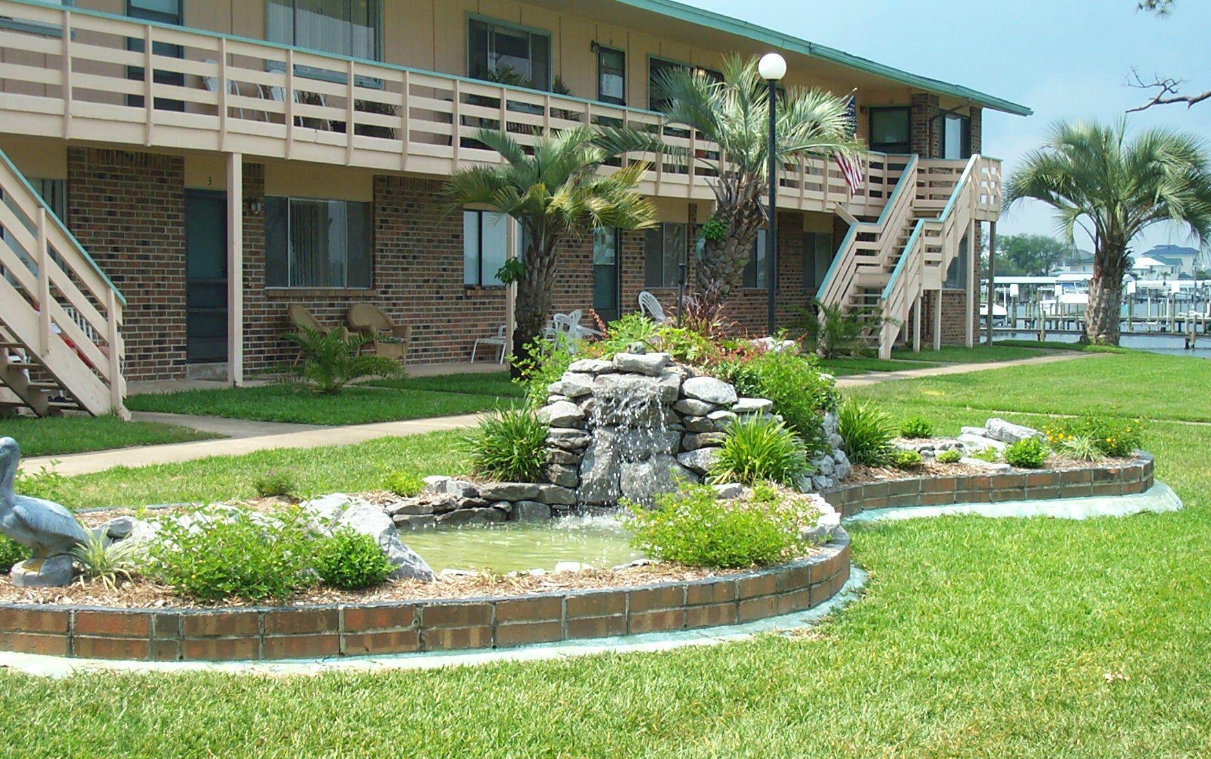 BAYVIEW WATERS CONDO - Residential Lease