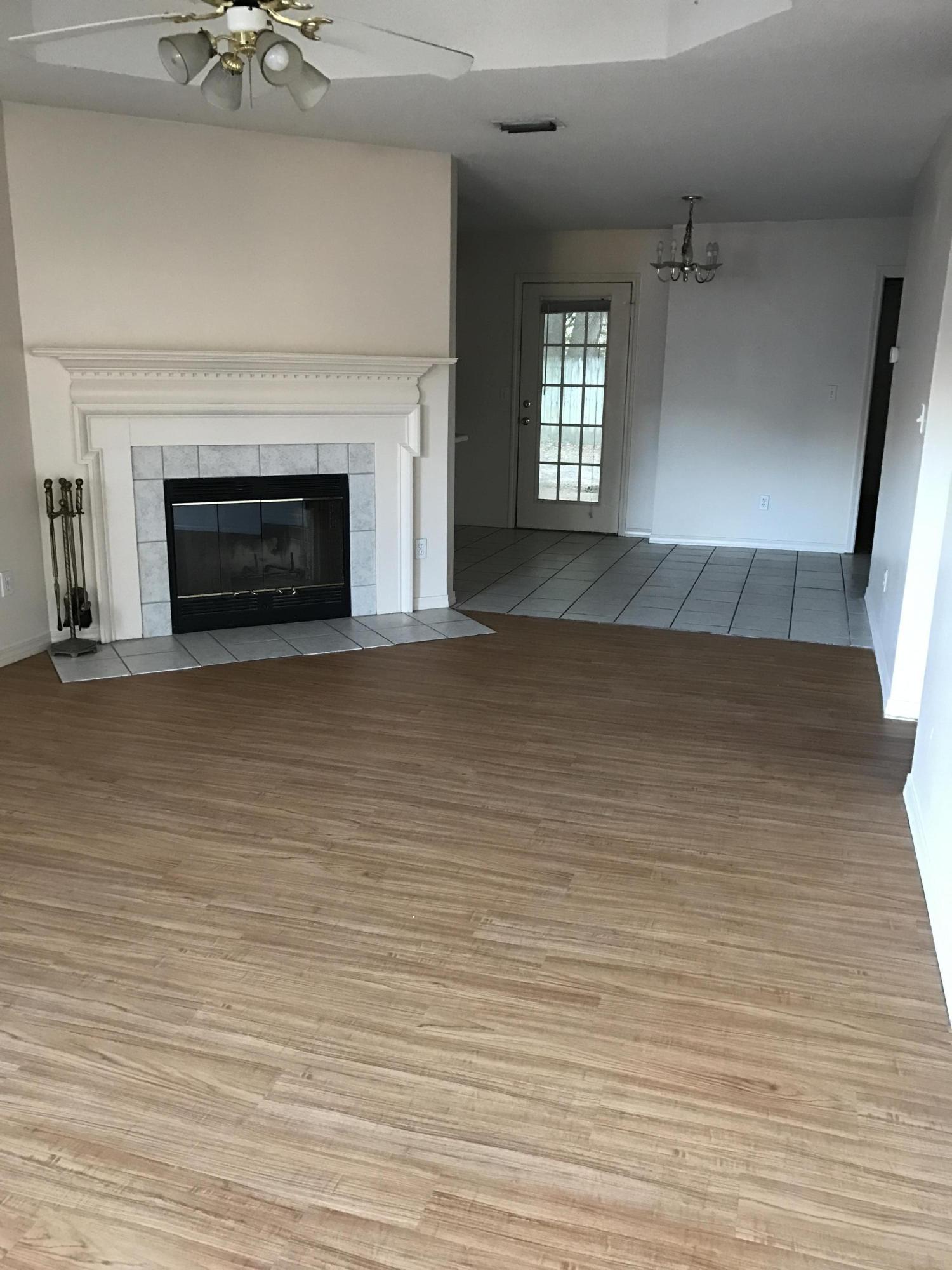 LAUREL OAKS S/D - Residential Lease