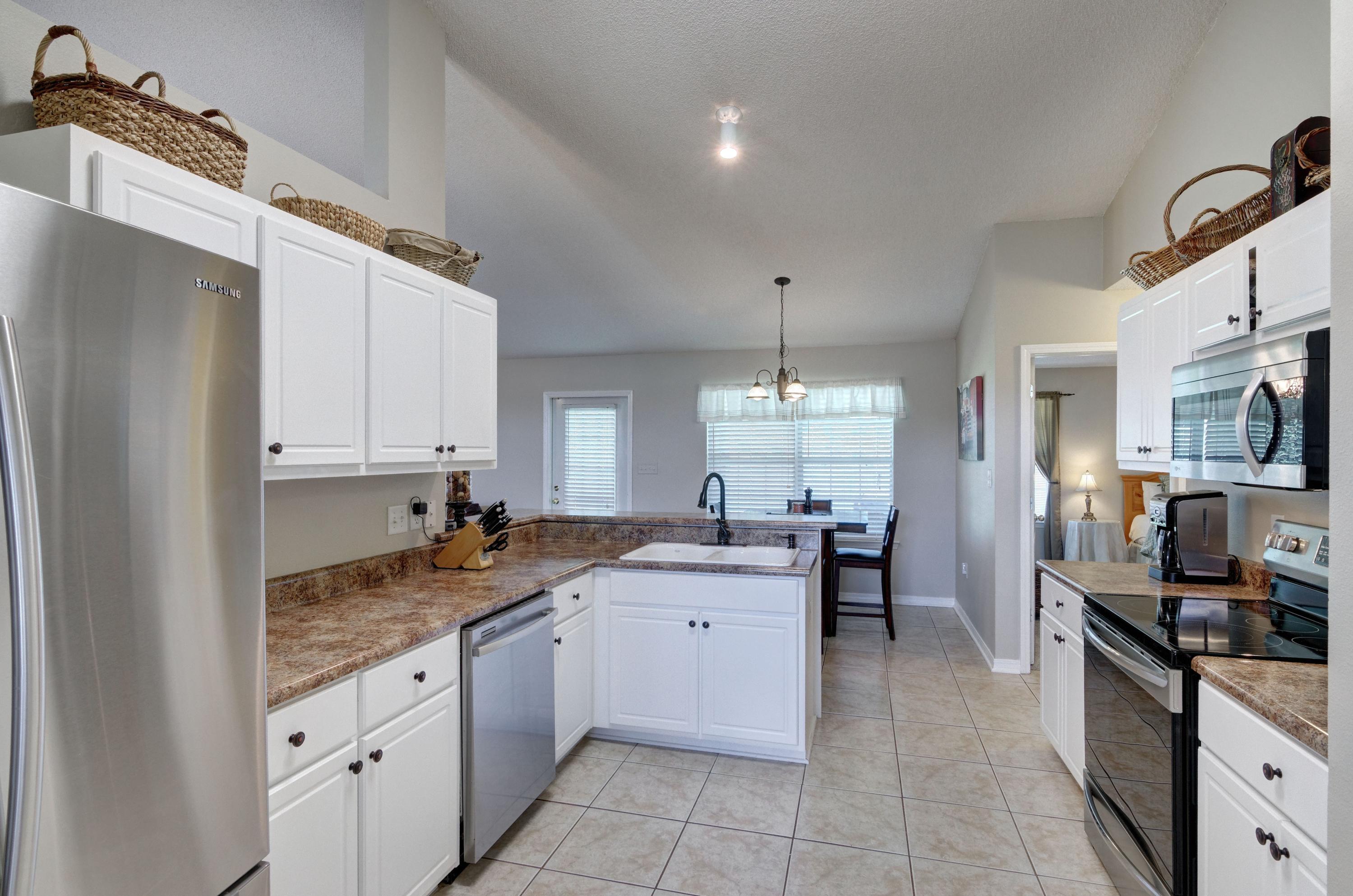 CREETWOOD PLACE - Residential