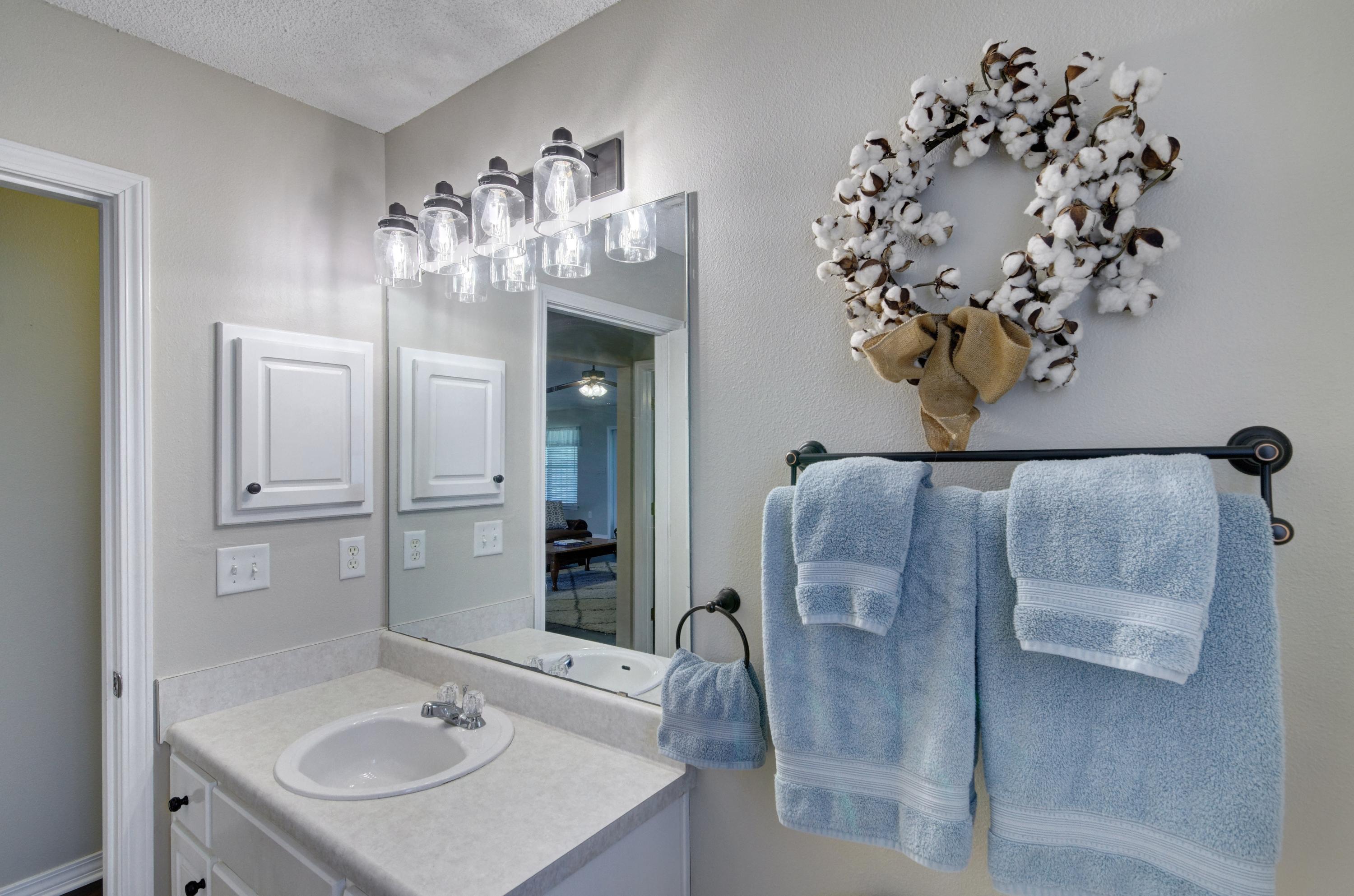 CREETWOOD PLACE - Residential