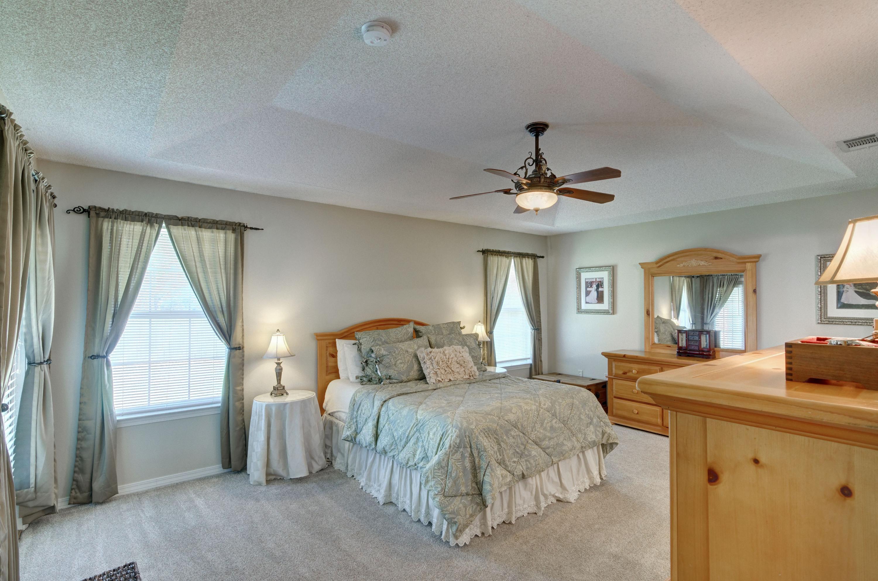 CREETWOOD PLACE - Residential
