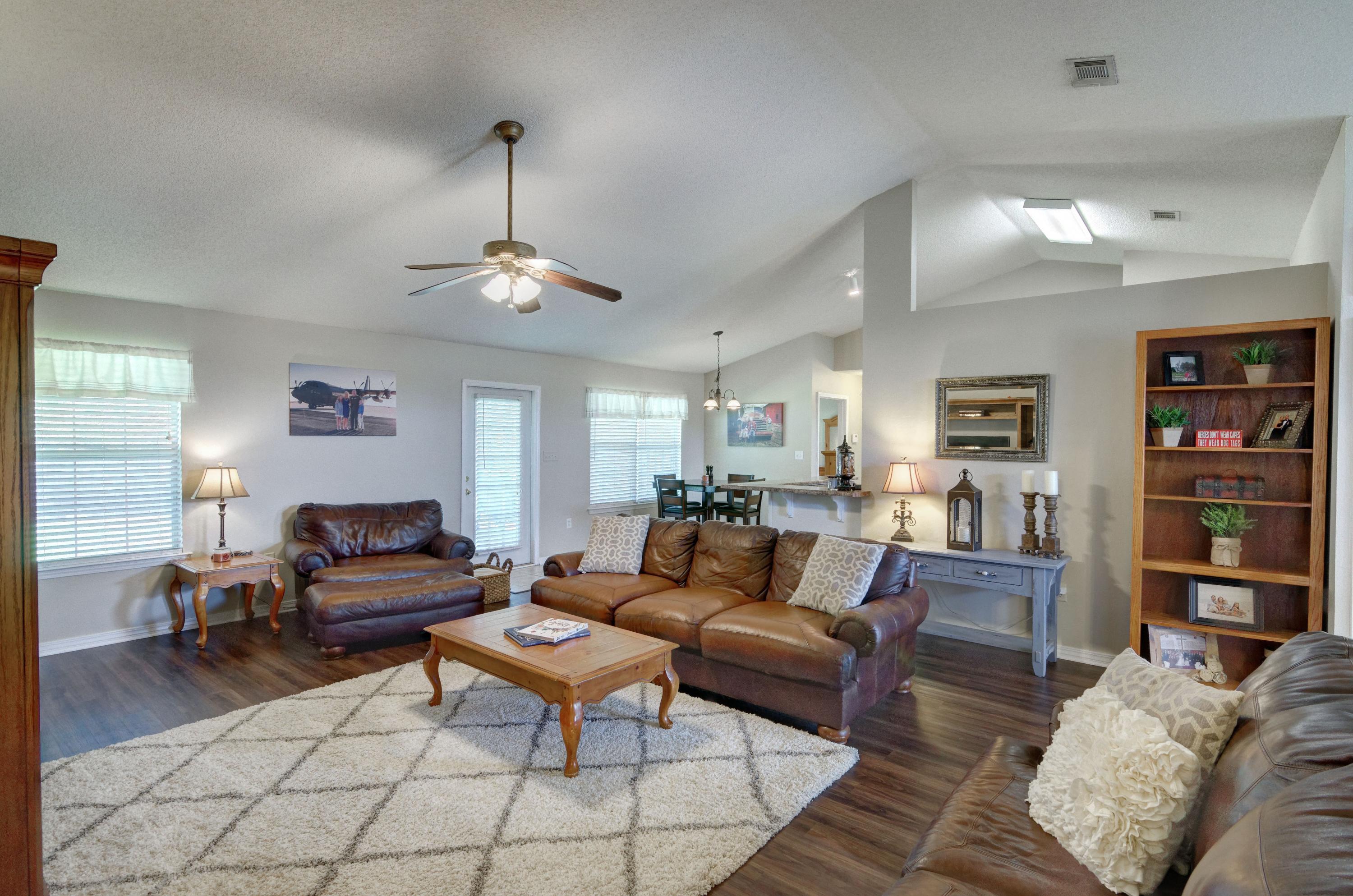 CREETWOOD PLACE - Residential
