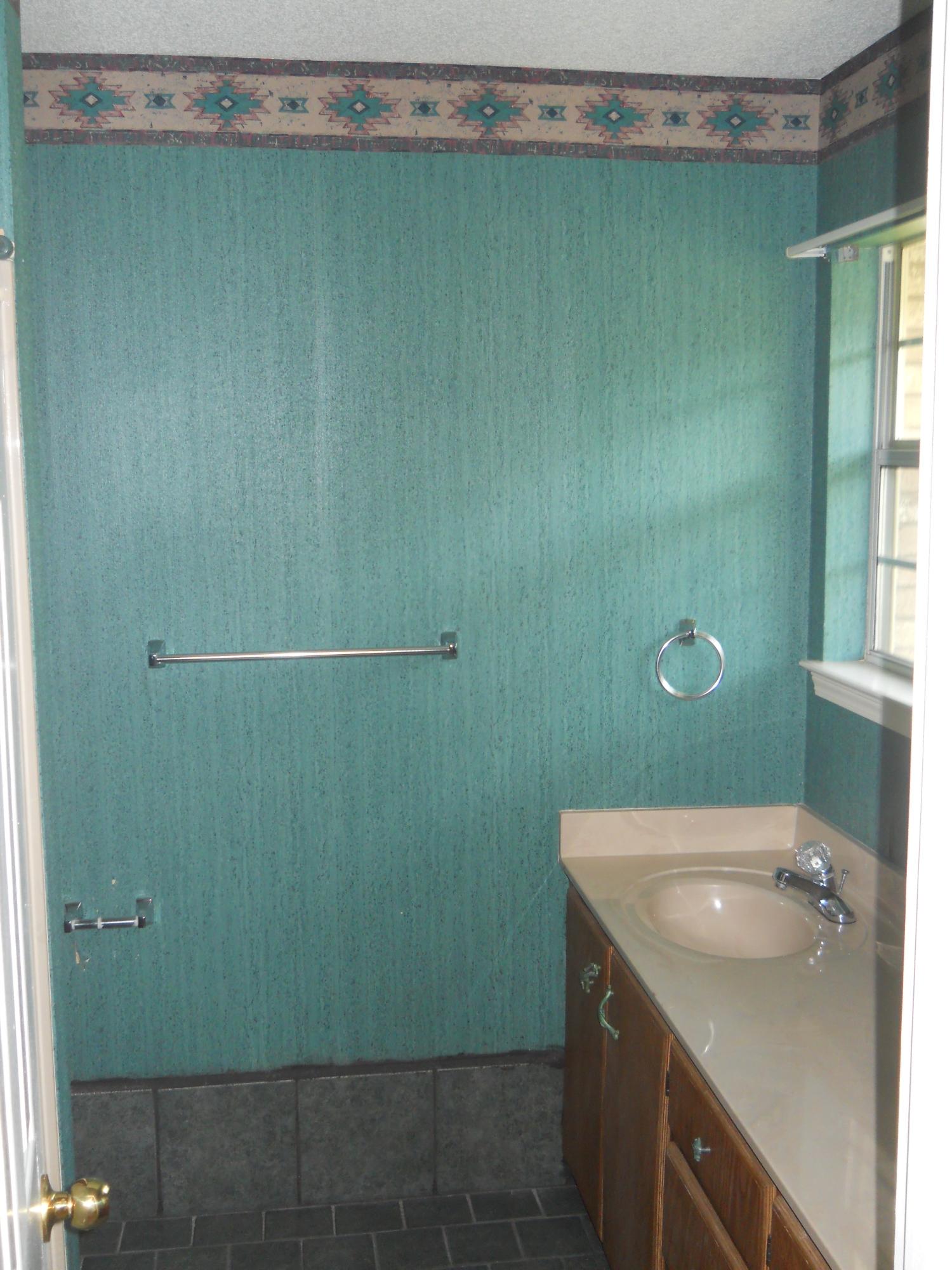 NAVARRE 1ST ADDN LOT 5 BLK 6 - Residential Lease