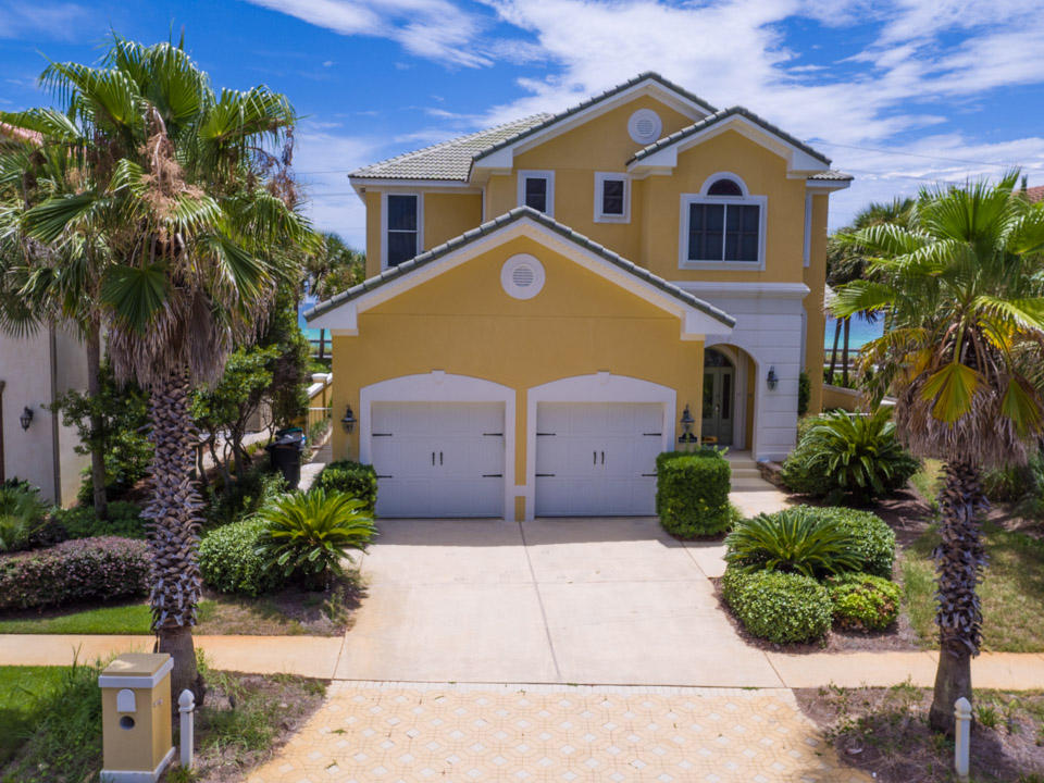 AVALON BEACH ESTATES - Residential