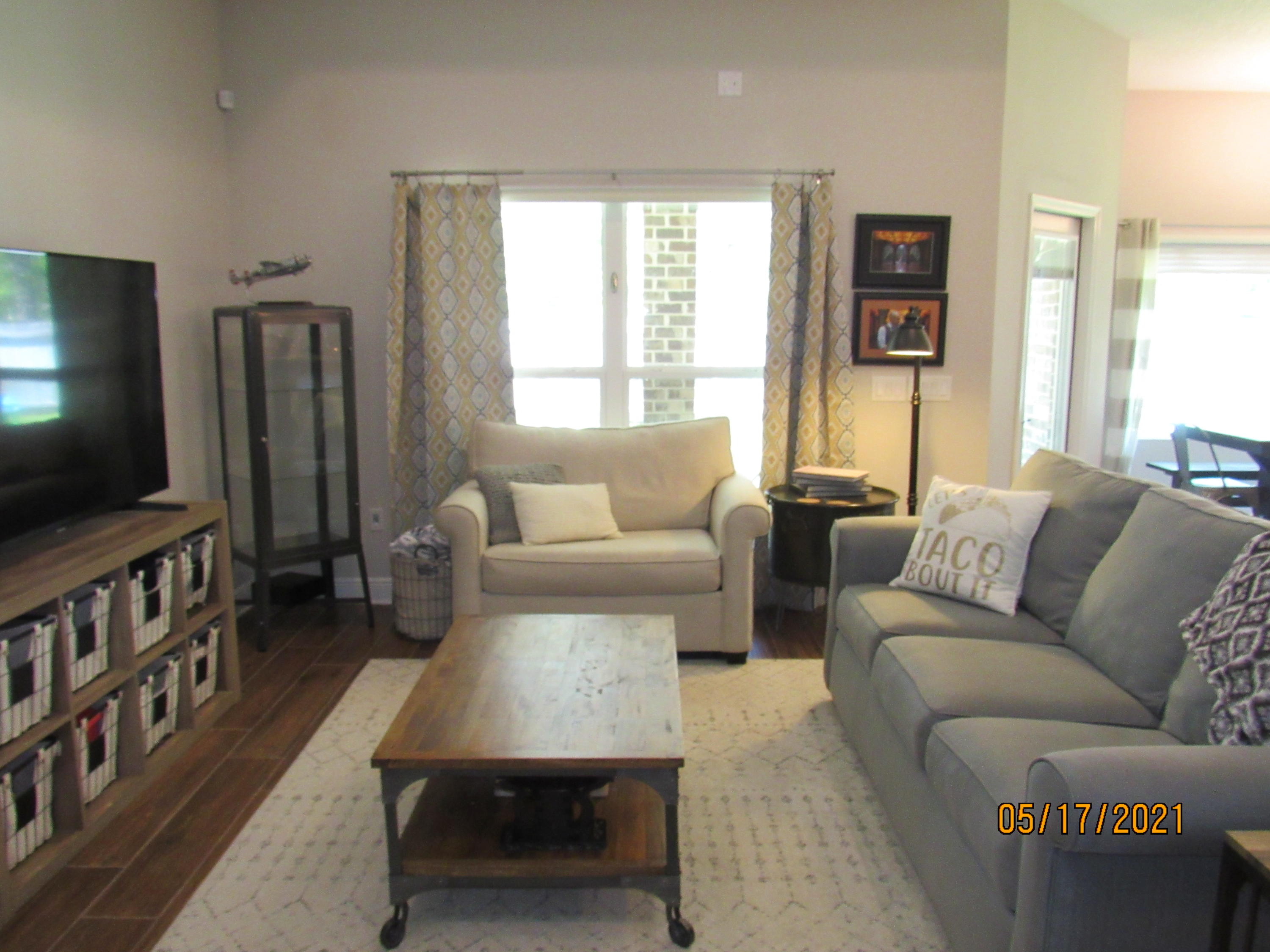 NAVARRE S/D 2ND ADDN - Residential Lease