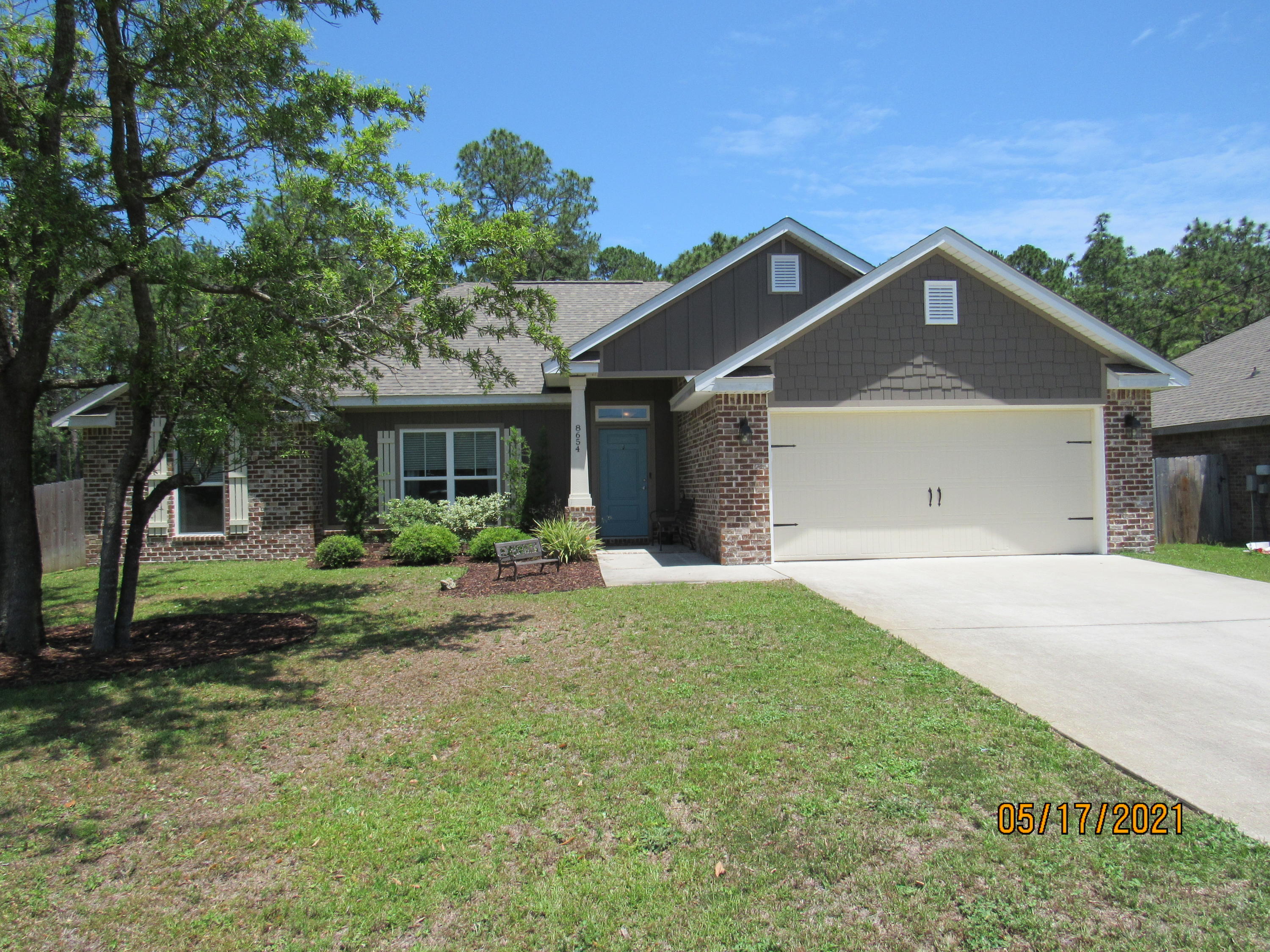 NAVARRE S/D 2ND ADDN - Residential Lease
