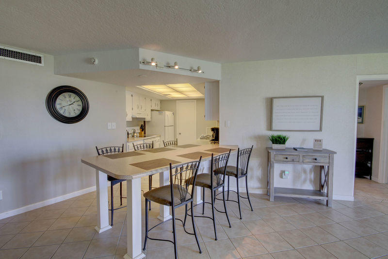 EL MATADOR CONDO - Residential