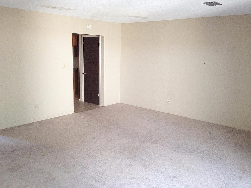 PORT DIXIE - Residential Lease