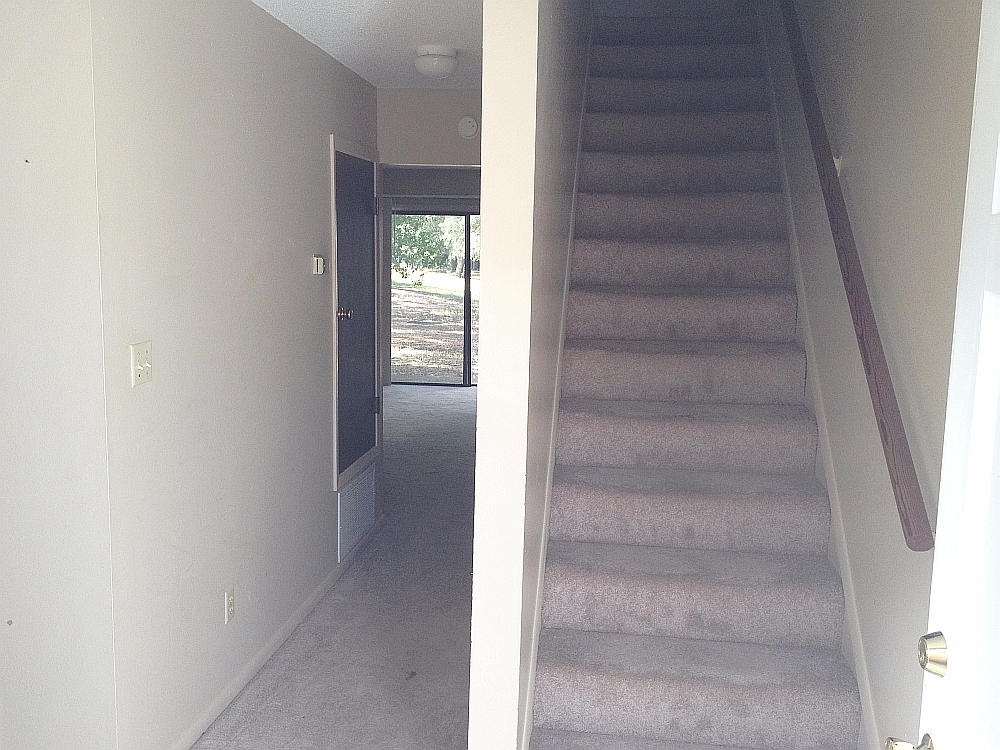 PORT DIXIE - Residential Lease