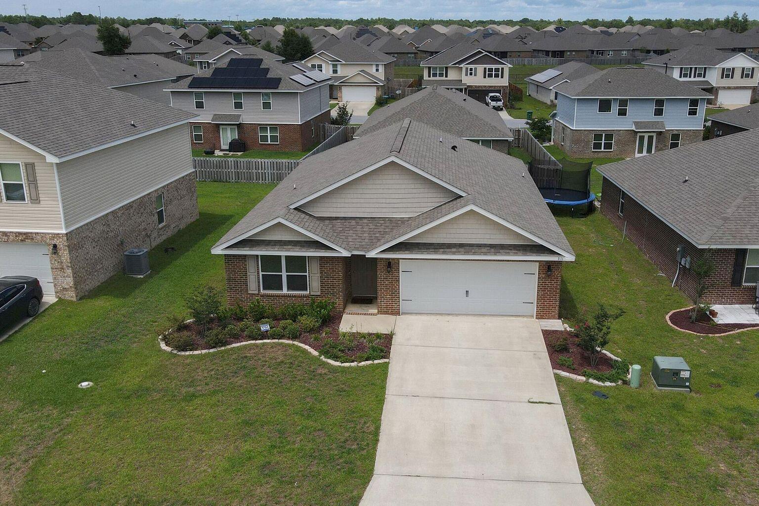 Redstone Commons - Residential Lease