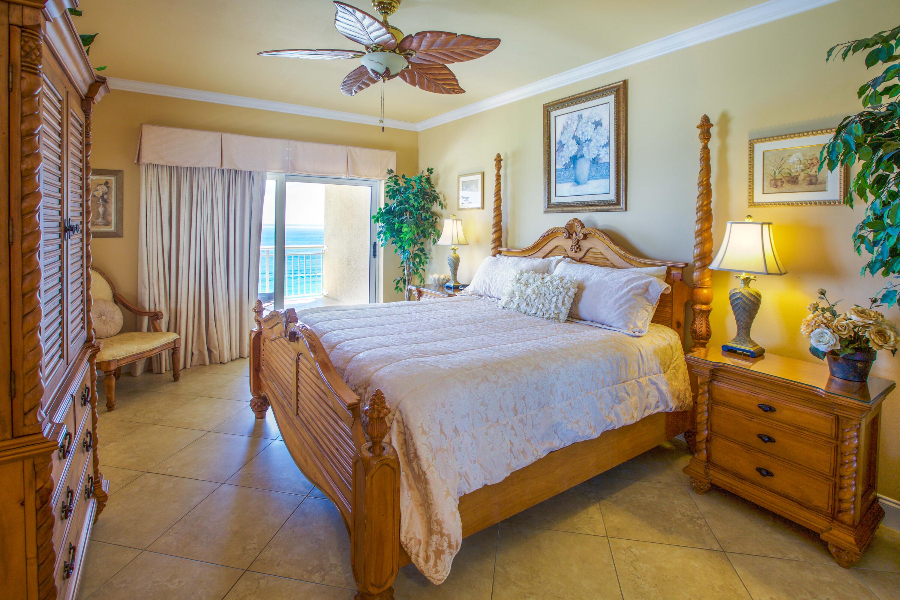 DESTIN TOWERS CONDO - Residential