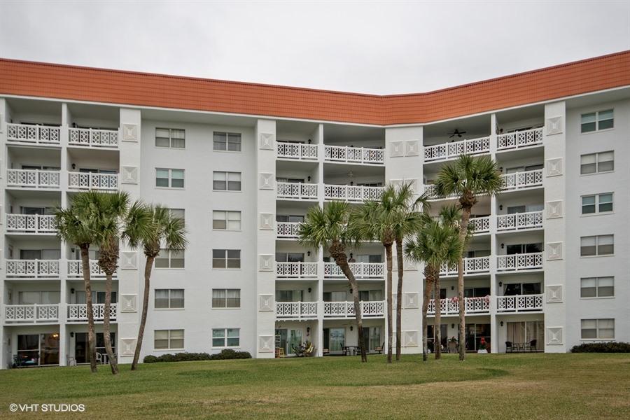 EL MATADOR CONDO - Residential