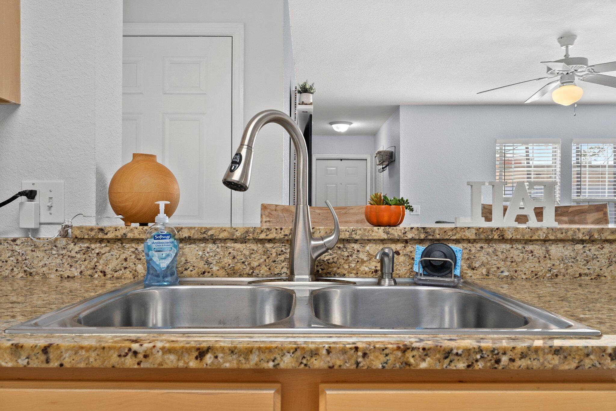 NAUTILUS CONDO - Residential