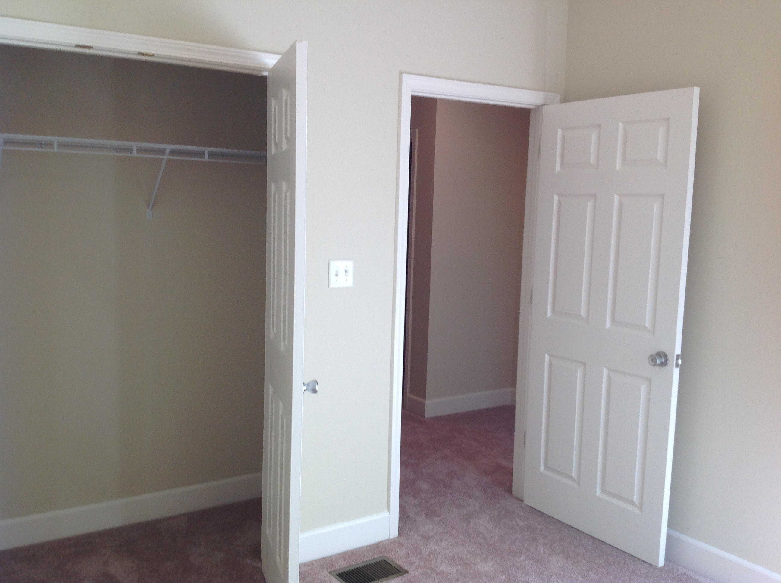 ARBOR LAKE - Residential Lease