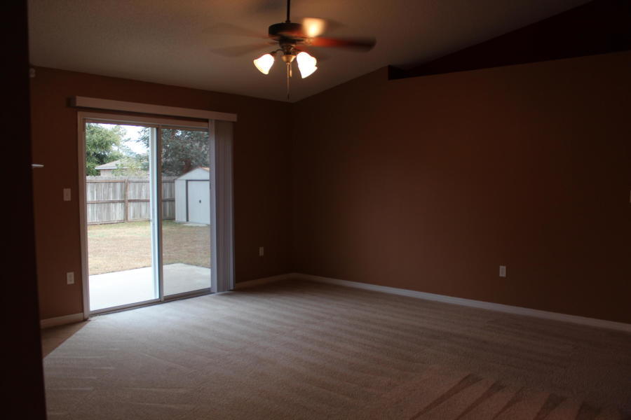 REDSTONE ESTATES - Residential Lease