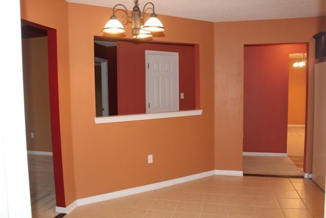 REDSTONE ESTATES - Residential Lease