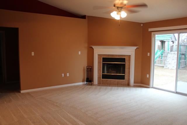 REDSTONE ESTATES - Residential Lease