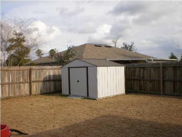 REDSTONE ESTATES - Residential Lease