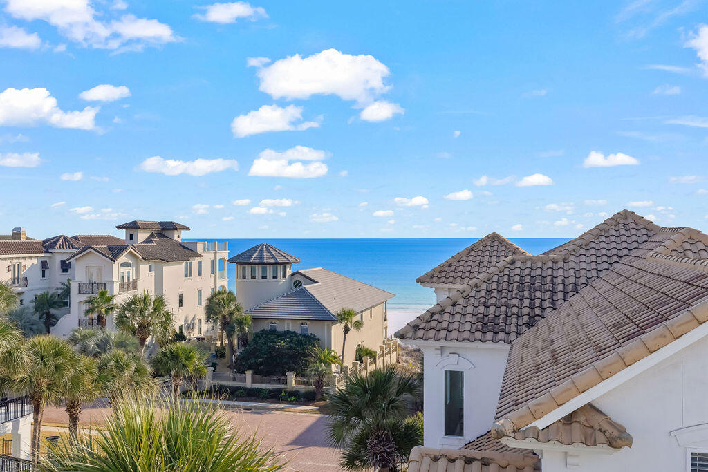 DESTINY BY THE SEA - Residential