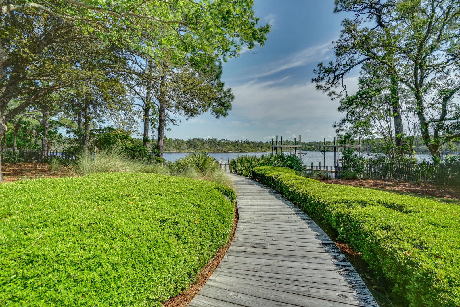 Grande Pointe - Residential