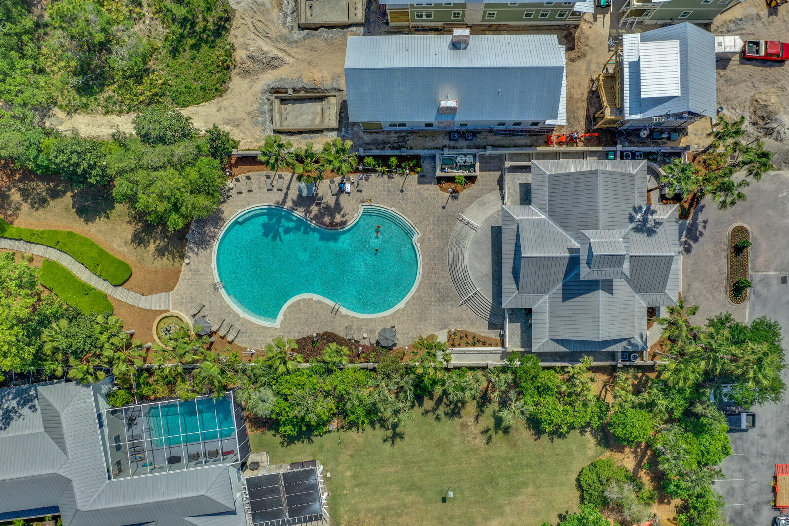 Grande Pointe - Residential