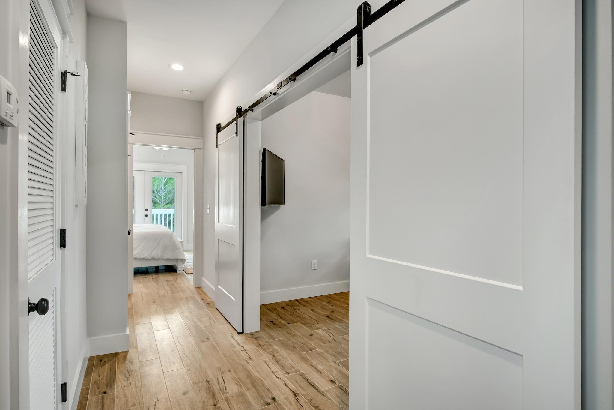 EASTERN LAKE S/D - Residential
